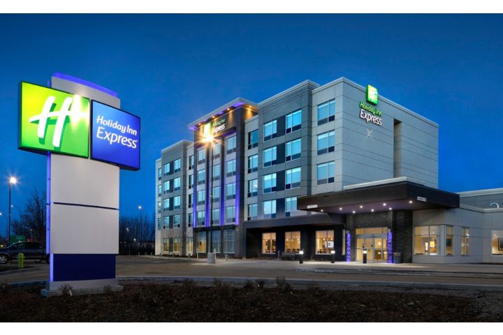 Holiday Inn Express Red Deer North