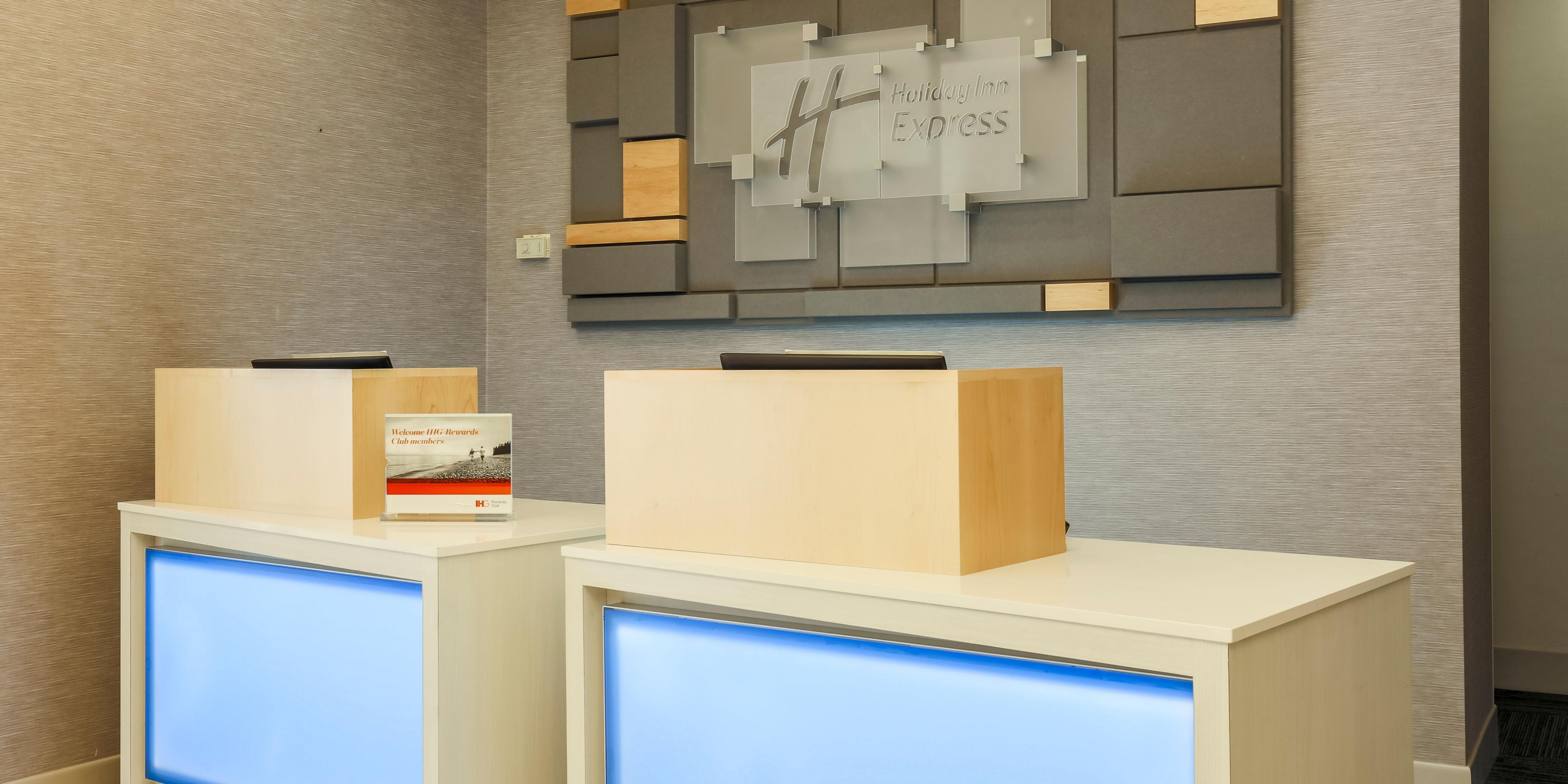 Affordable Hotels In Rochester Ny Holiday Inn Express Rochester Ne Irondequoit