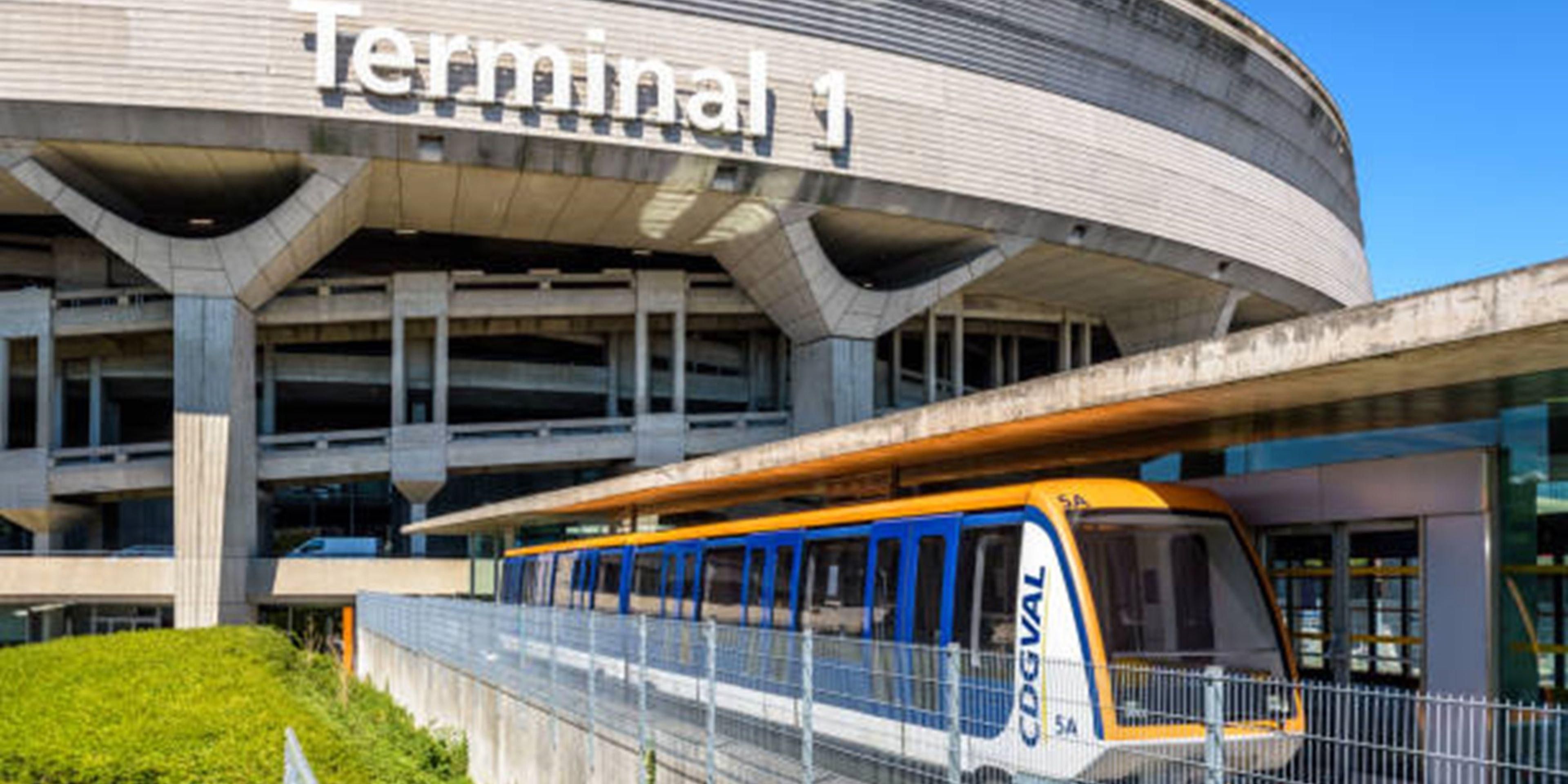 Located less than 10 minutes from terminal 1 & 3, the free airport shuttle “CDG VAL” working every 4 minutes from 04:00AM to 01:00AM will guarantee you a smooth access to our hotel. Stop to “Parking PR” and going outside you will see the Hotel which is at 2 minutes walking.