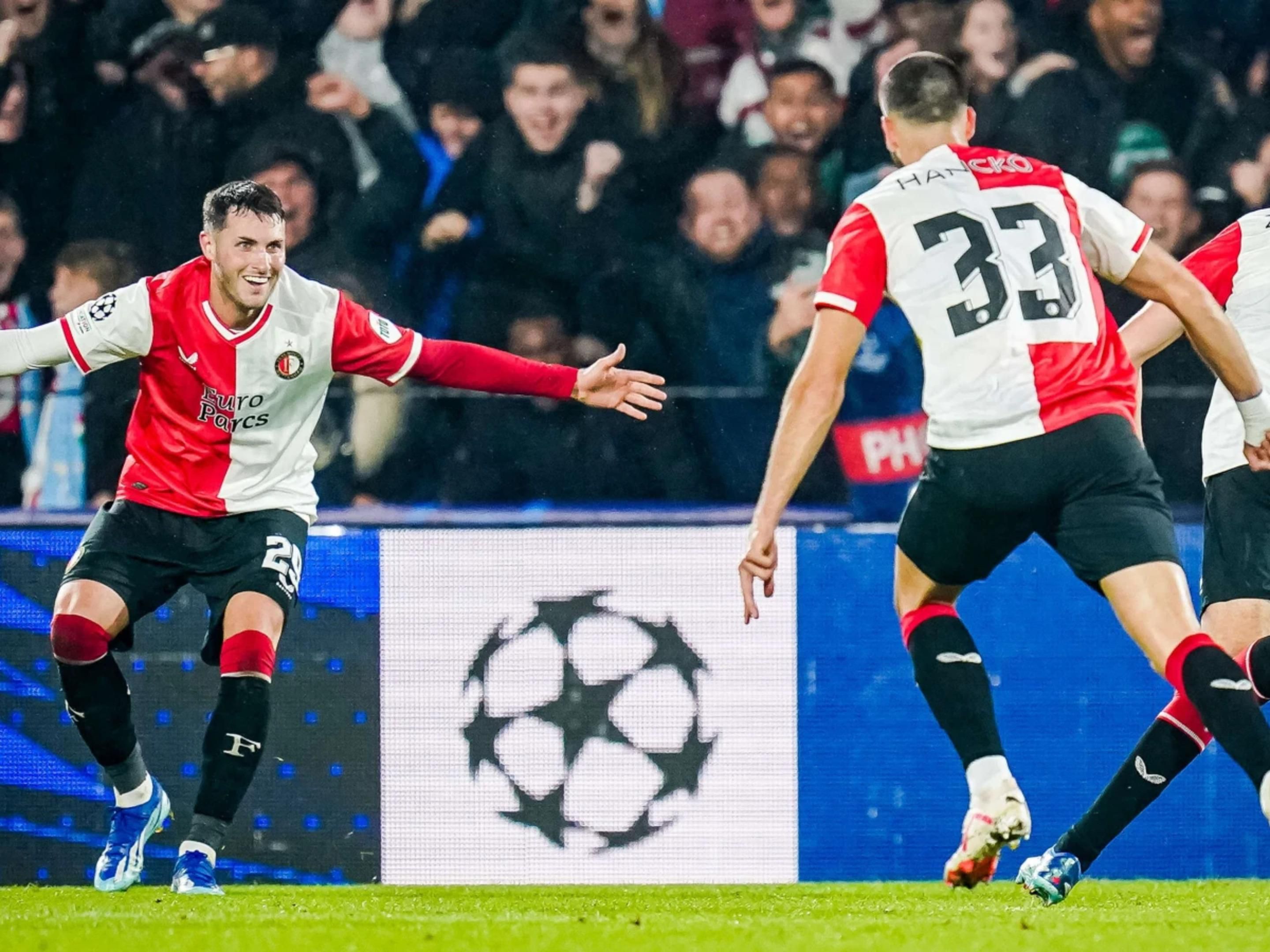 Feyenoord will face Inter Milan in the round of 16 in the Champions League. The match will take place on March 5th at the Kuip in Rotterdam. Experience this crucial match live and stay comfortably in our hotel afterwards.
