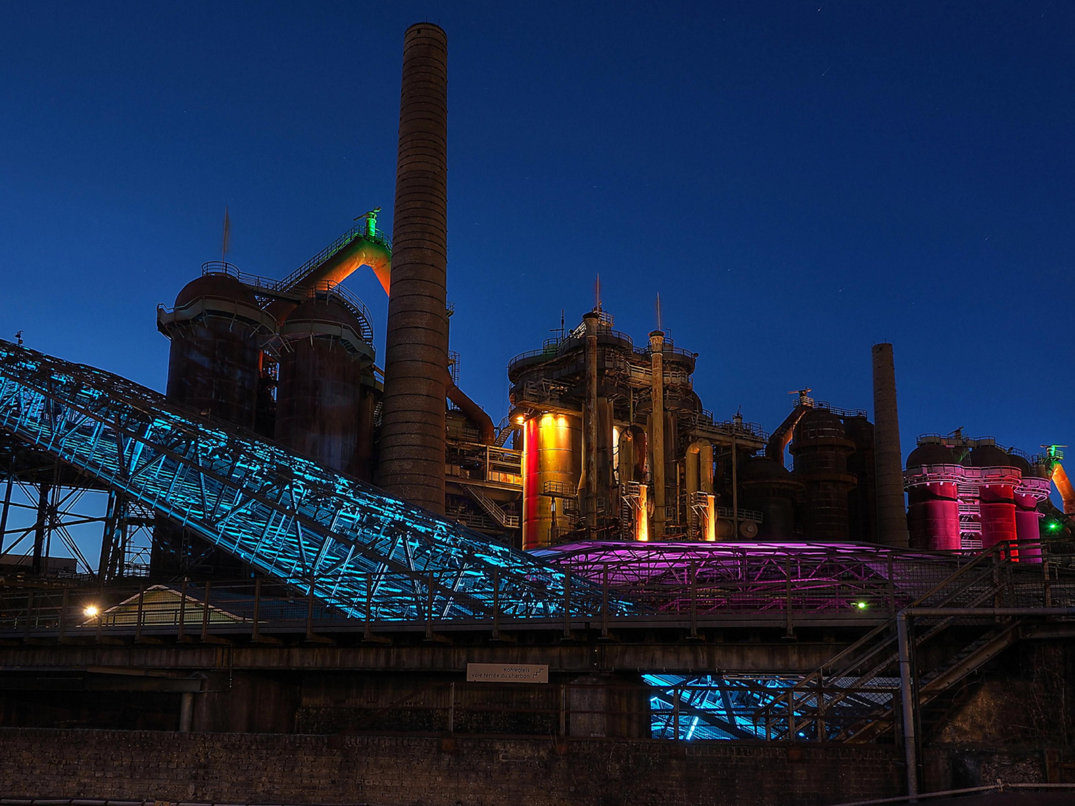 On 17 December 1994, the Völklinger Huette World Cultural Heritage Site sensationally became the first purely industrial monument to be included in UNESCO’s List of World Heritage Sites.