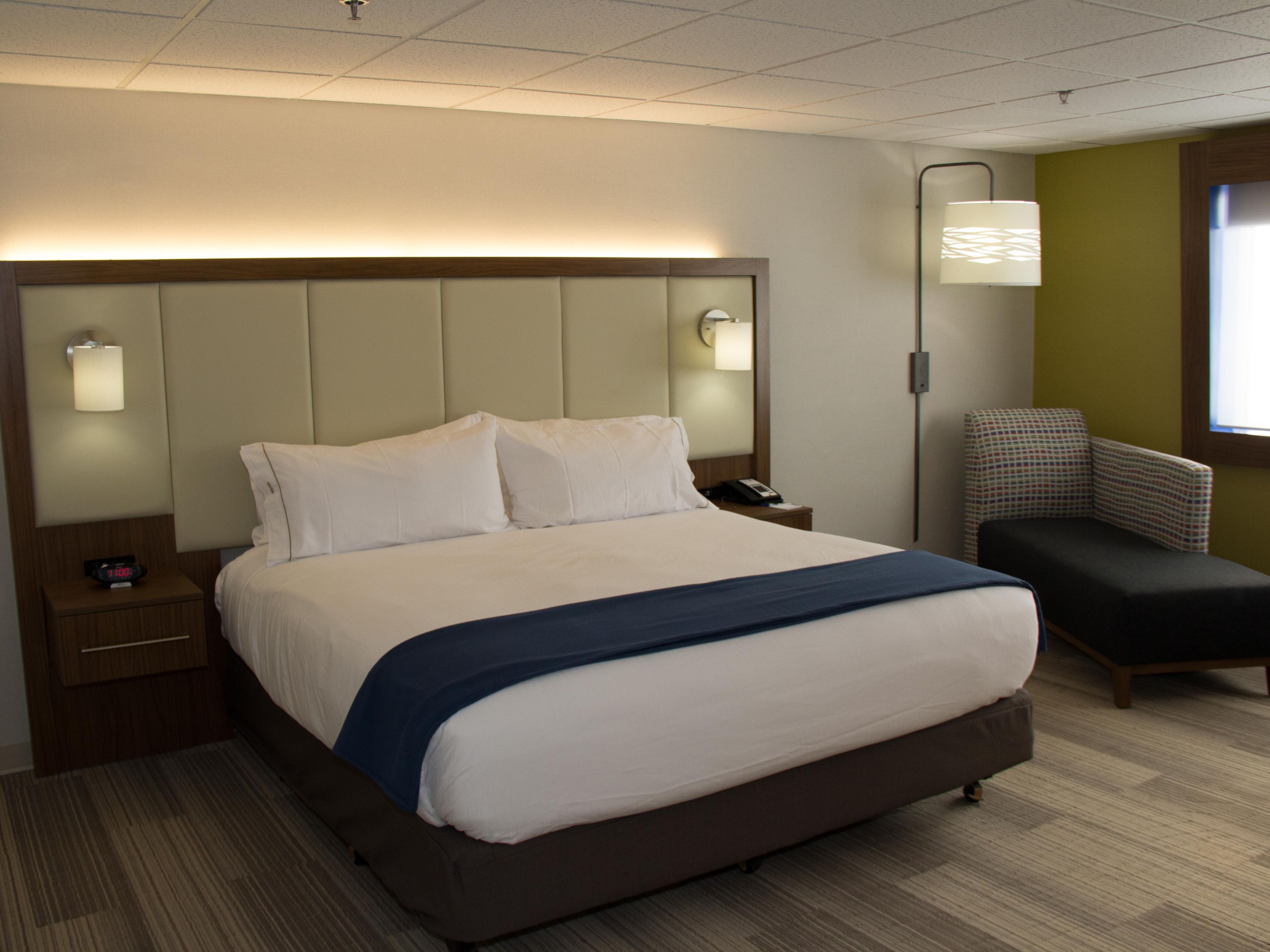 Holiday Inn Express Salt Lake City Downtown King Guest Room