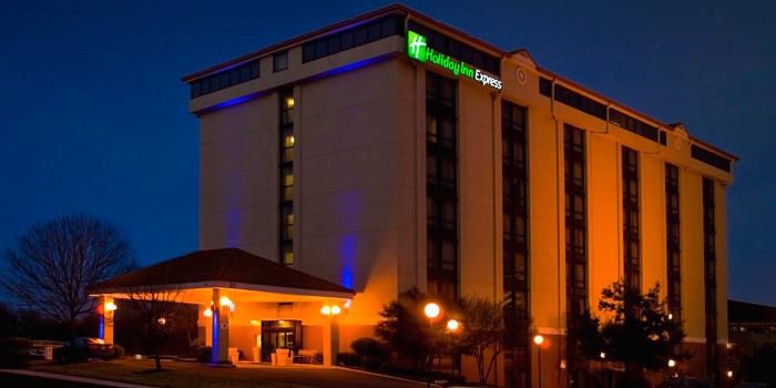 Holiday Inn Express San Antonio-Airport