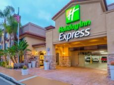 Holiday Inn Express San Diego-Sea World Area
