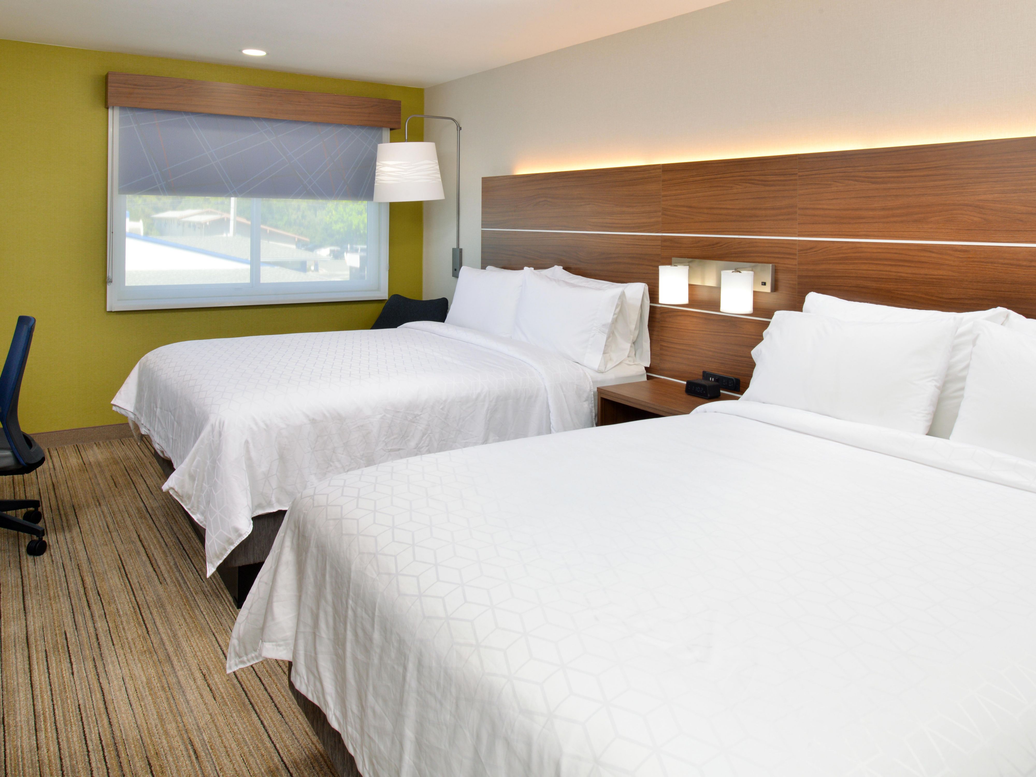 Holiday Inn Express Santa Rosa North Double Queen Room 