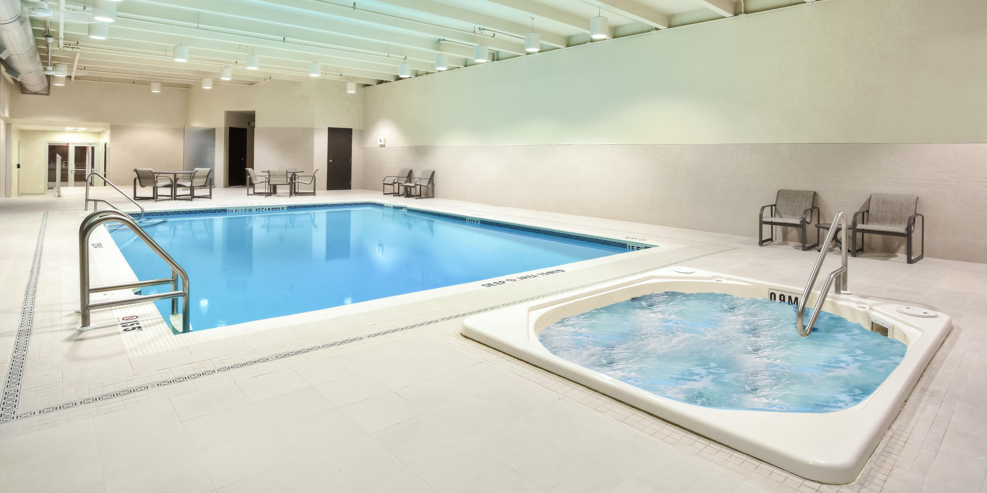 Enjoy some time relaxing at our indoor pool facilities. Complete with Fitness Centre, Hot Tub and Sauna. Check with front desk staff for current availability.  