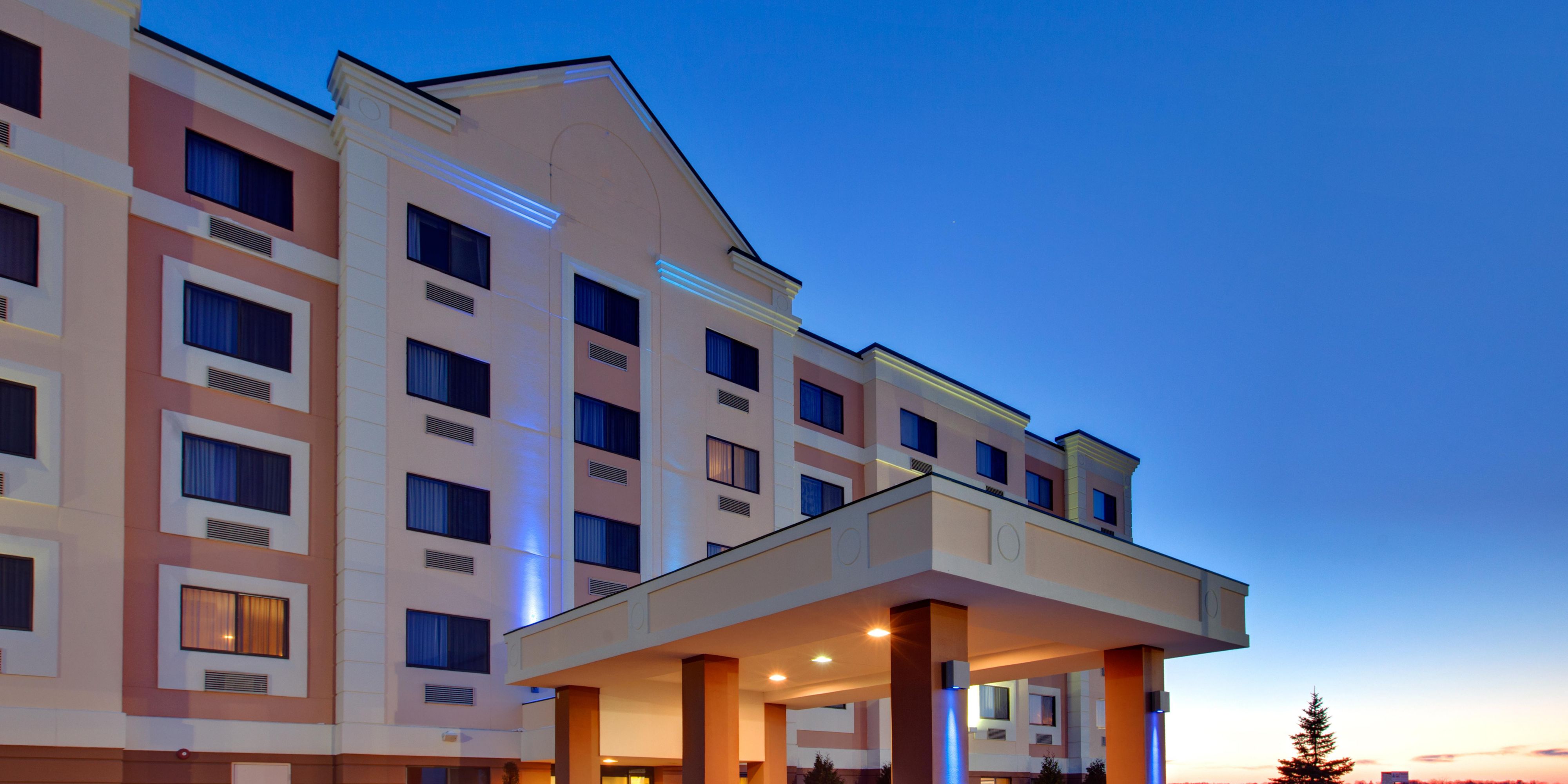 We are only steps away from Lake Superior State University. Whether you are coming to the area for a tour, a sporting event or simply to enjoy your student. We would love to have you as our guest.