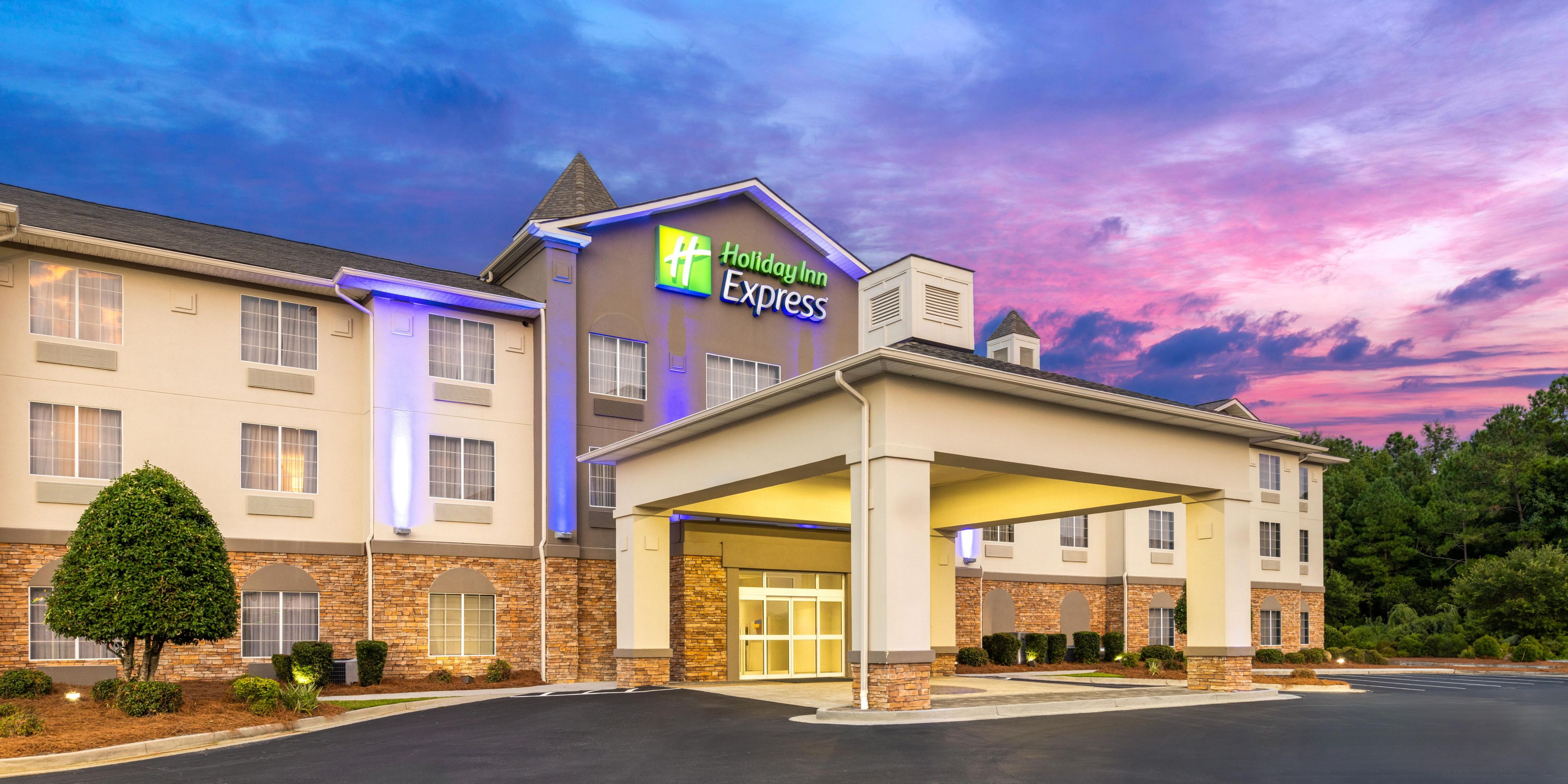 Holiday Inn Express Savannah Airport