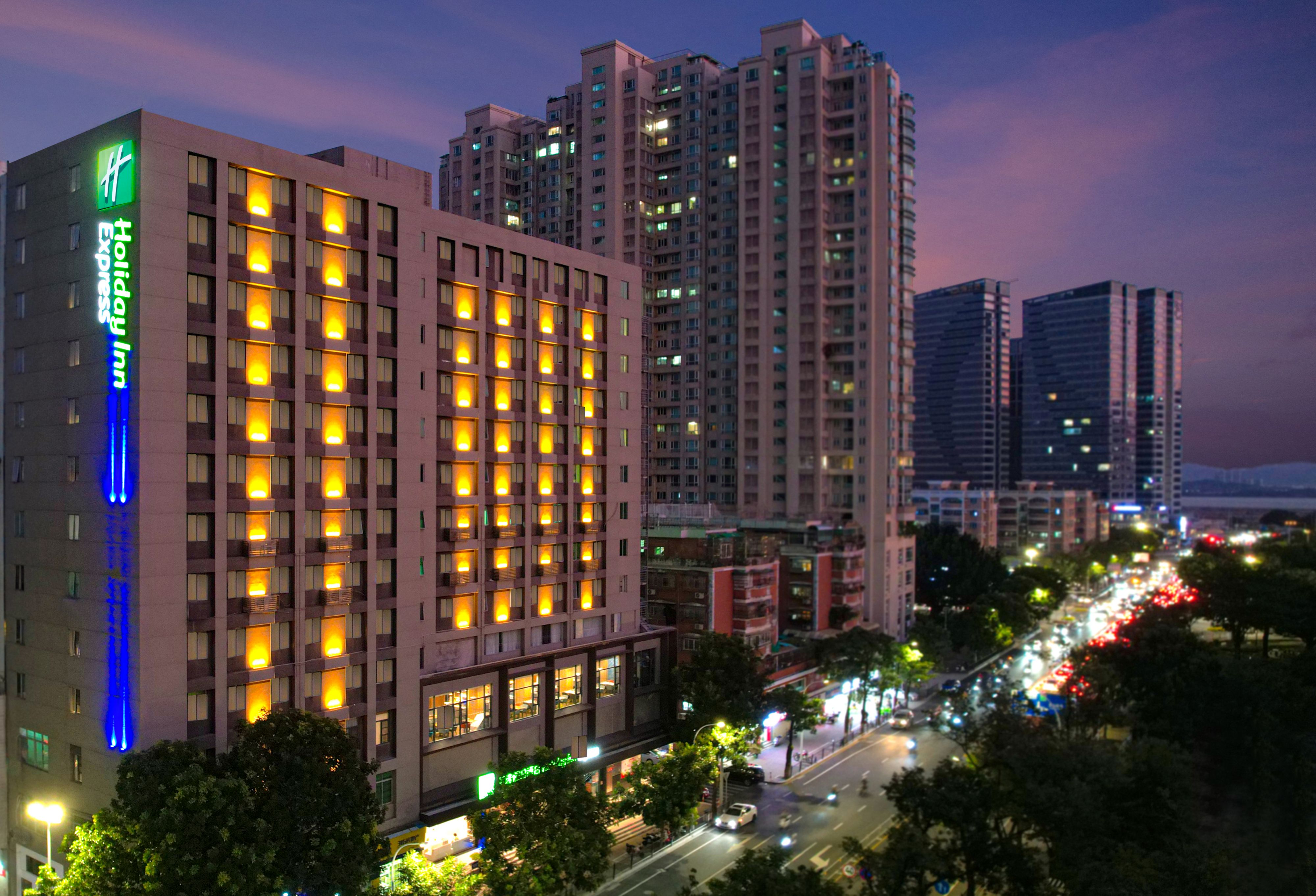 汕头中心智选假日酒店