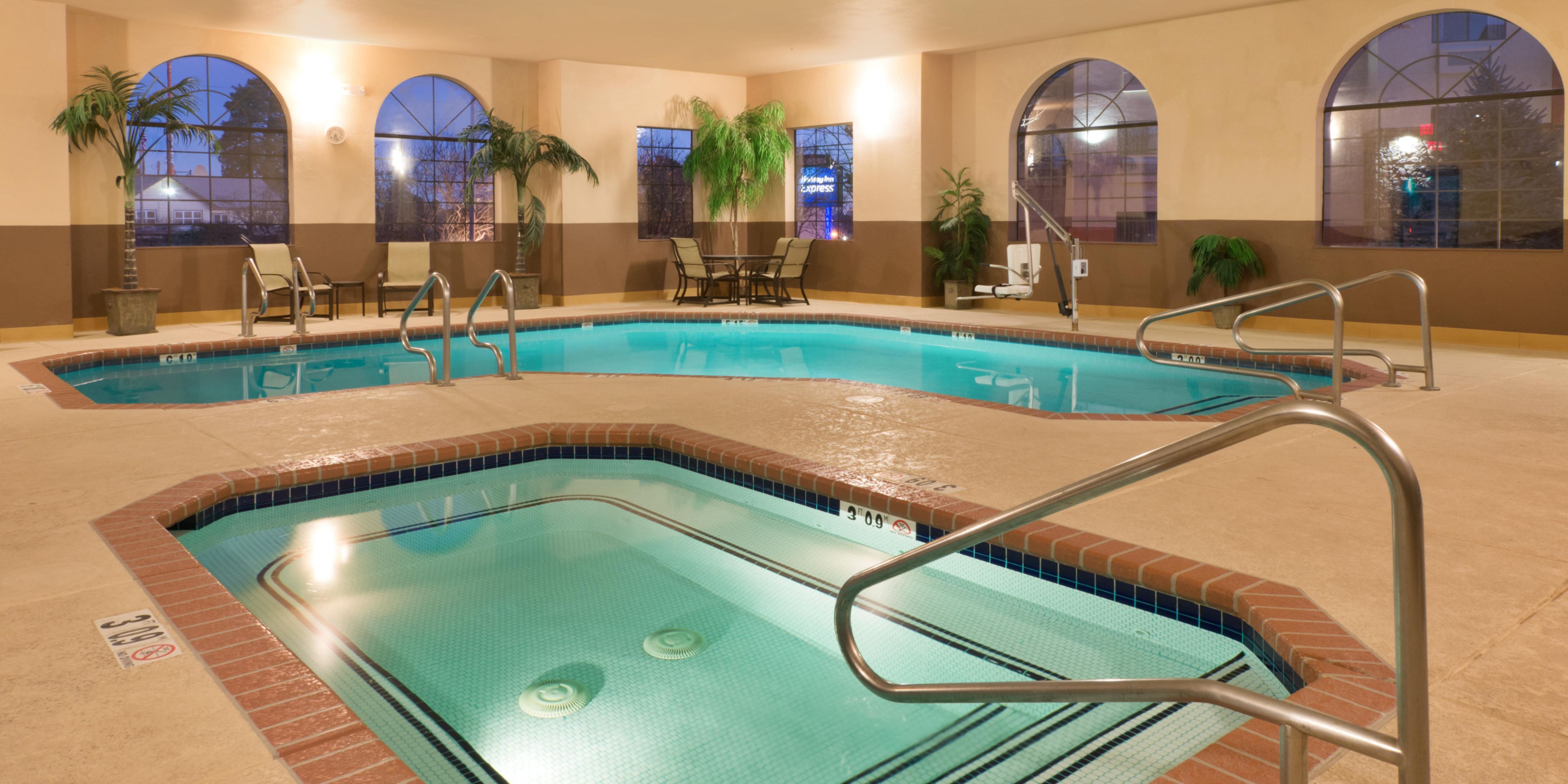 Relax by the pool at the Holiday Inn Express Show Low. Our pool area is indoor which allows for the perfect pool experience regardless of weather or season. Book now and start unwinding poolside!