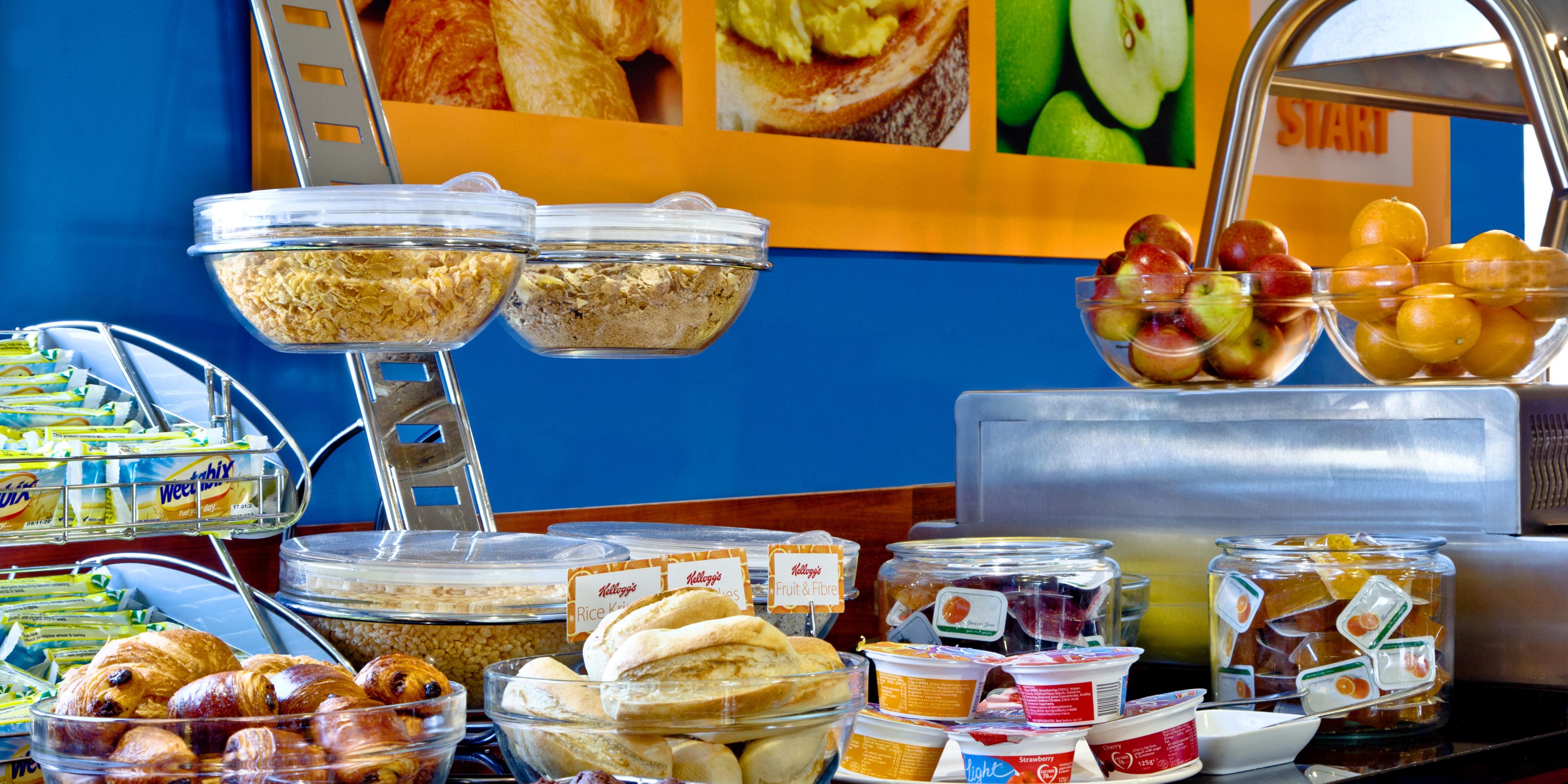 Whether you're looking to tuck into a burger, curry or classic British fish & chips, be assured that we have enough to satisfy your taste buds.