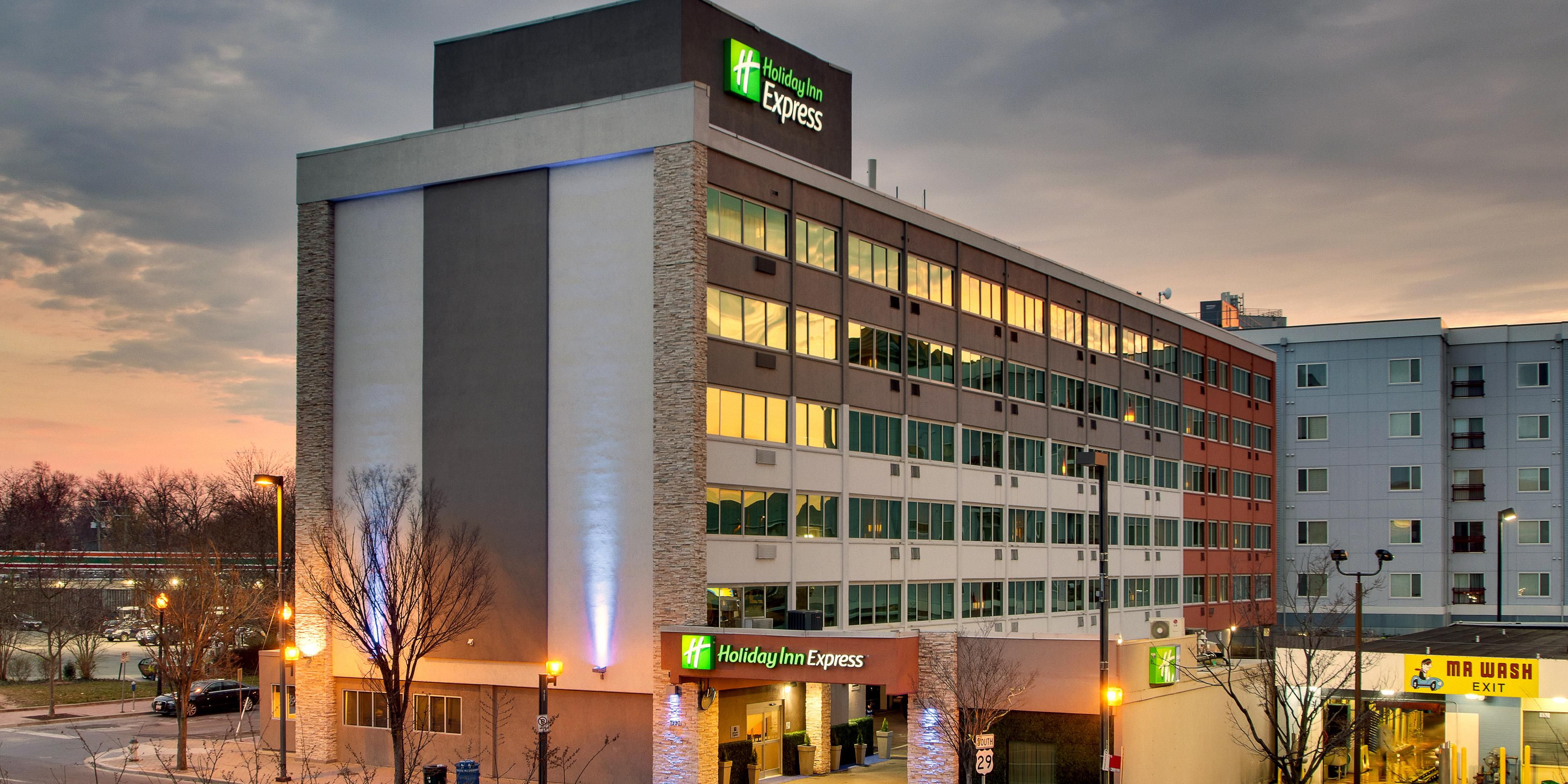 Our hotel is located right outside of Washington, D.C., and in the heart of downtown Silver Spring. Enjoy convenient access to D.C.'s top attractions including White House, Embassy Row, Smithsonian Institution, National Zoo, and much more. Additionally, we are within walking distance from the Silver Spring Metro Station. 