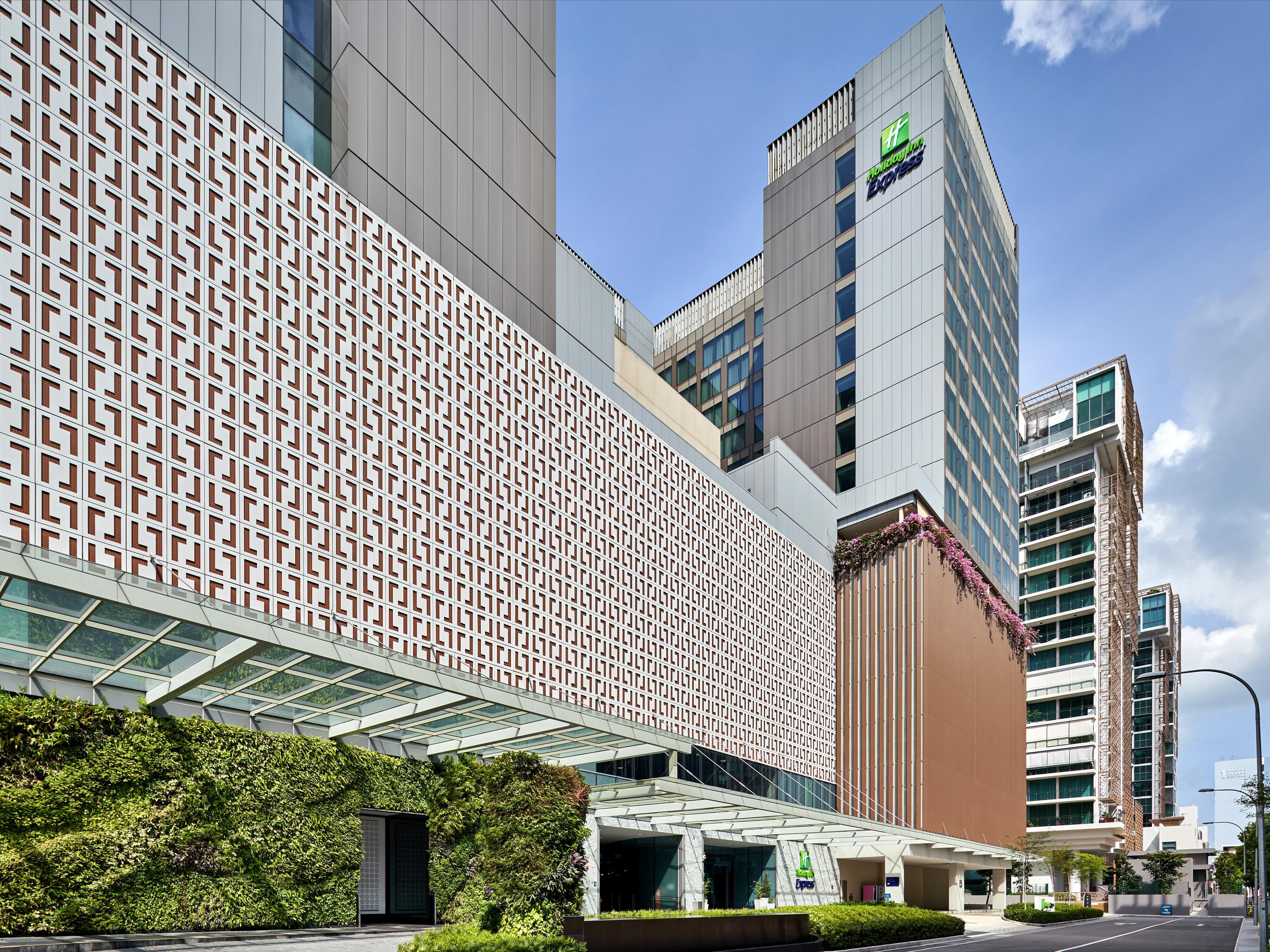 Stay smart right in the heart of Singapore