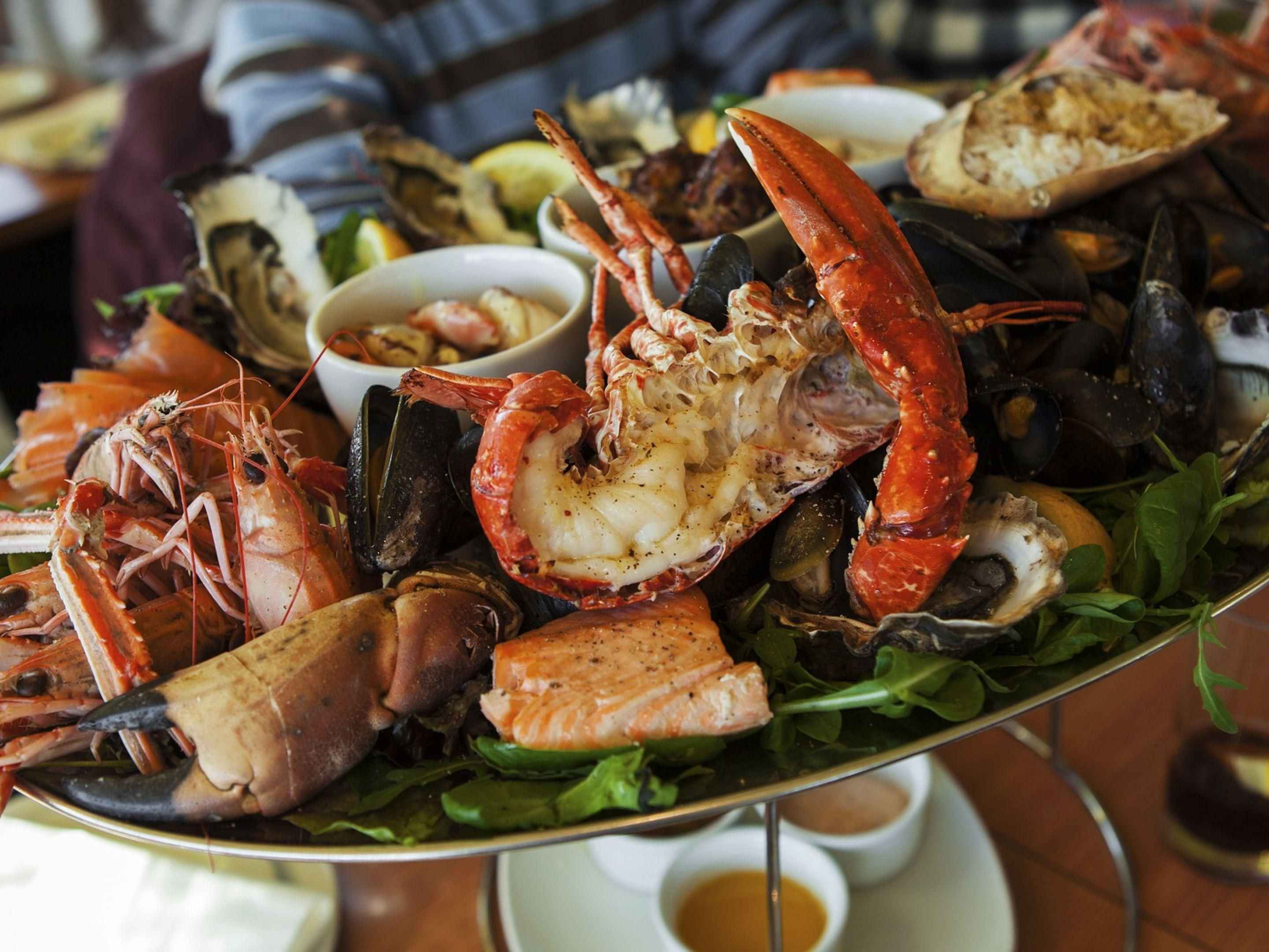 There are a variety of restaurants nearby including Vera's Seafood.   