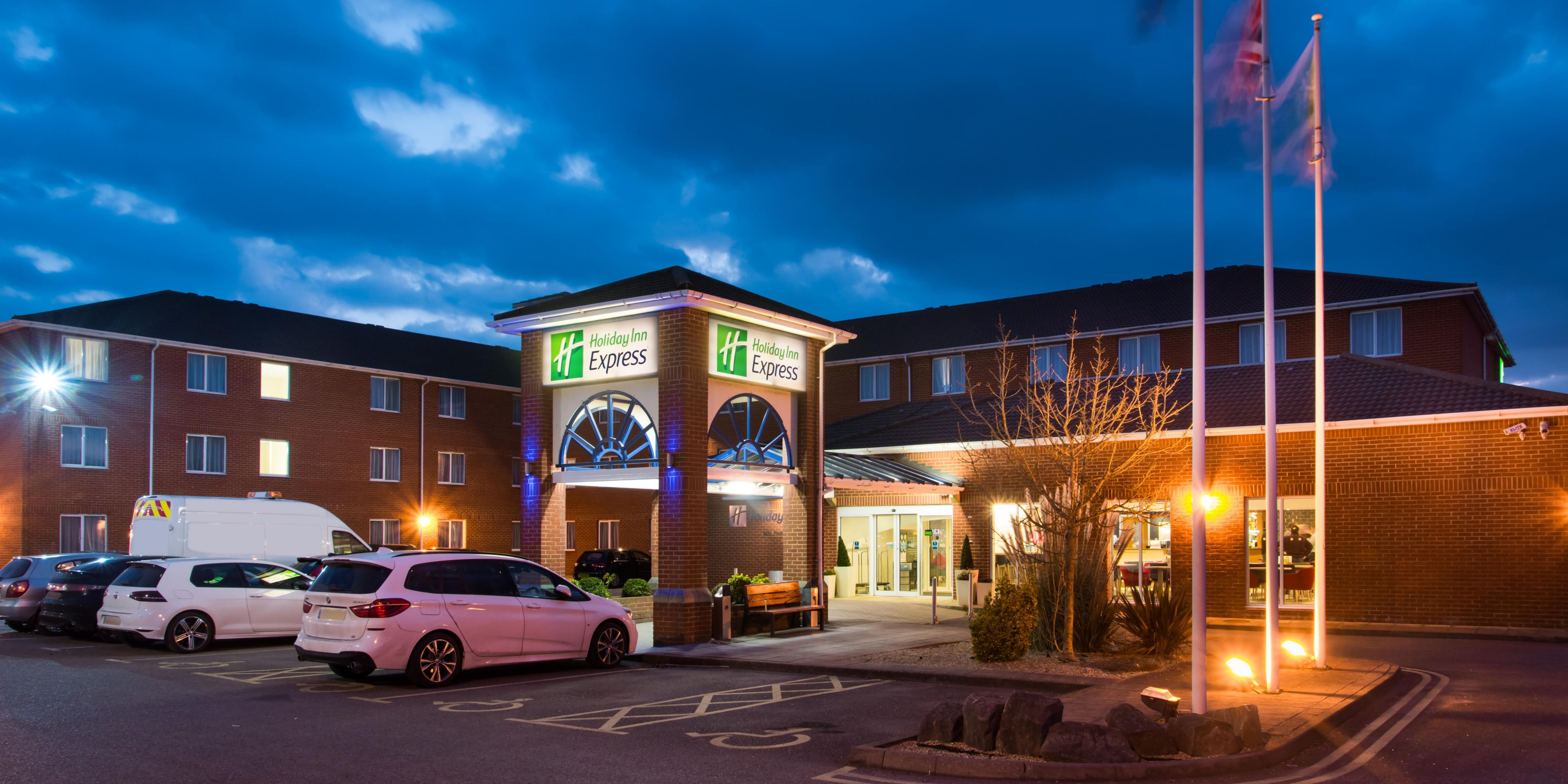 Holiday Inn Express Southampton 4376521023 2x1