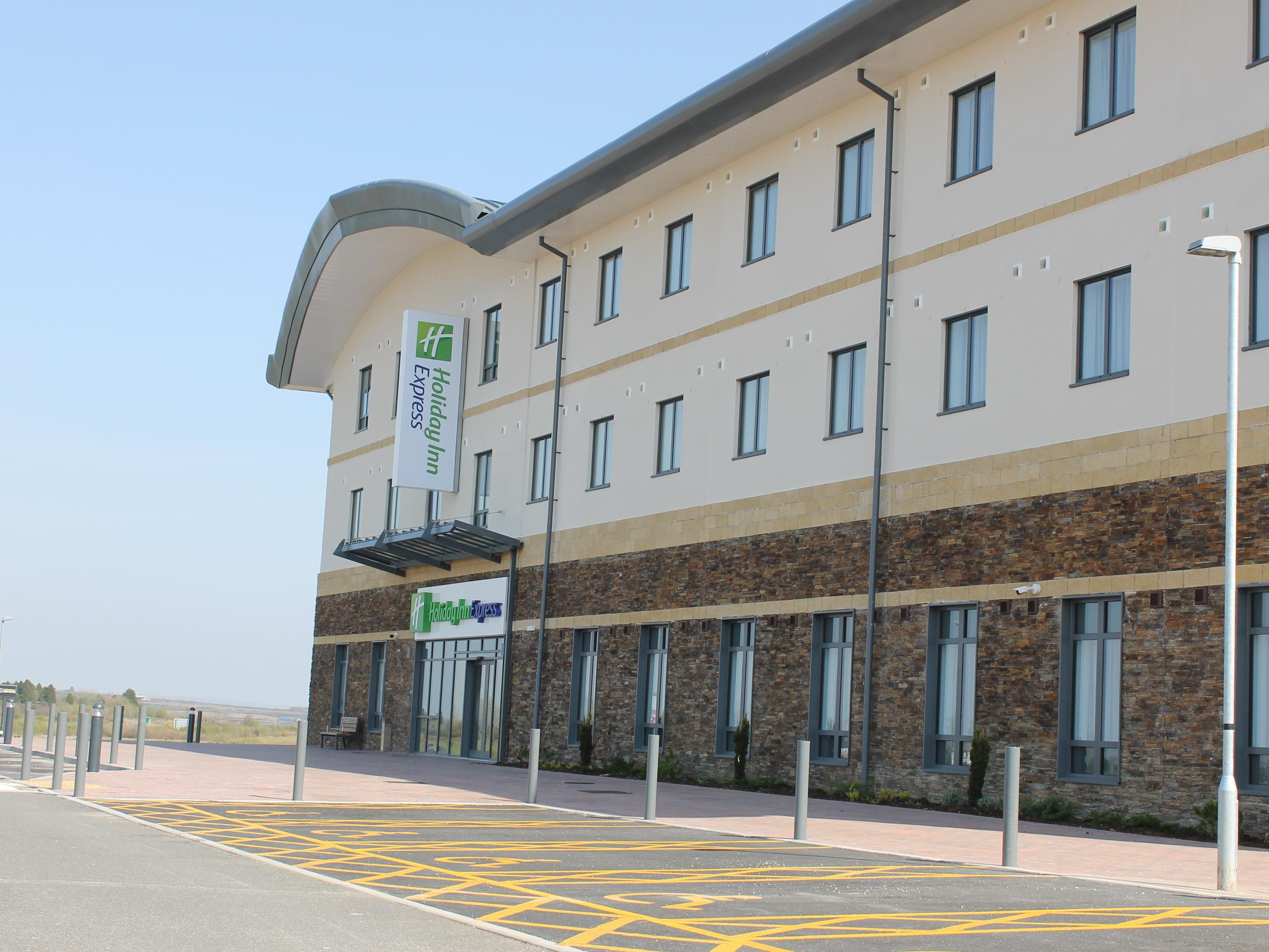 Hotel in Bodmin, Cornwall UK | Holiday Inn Express ® Bodmin - Victoria  Junction