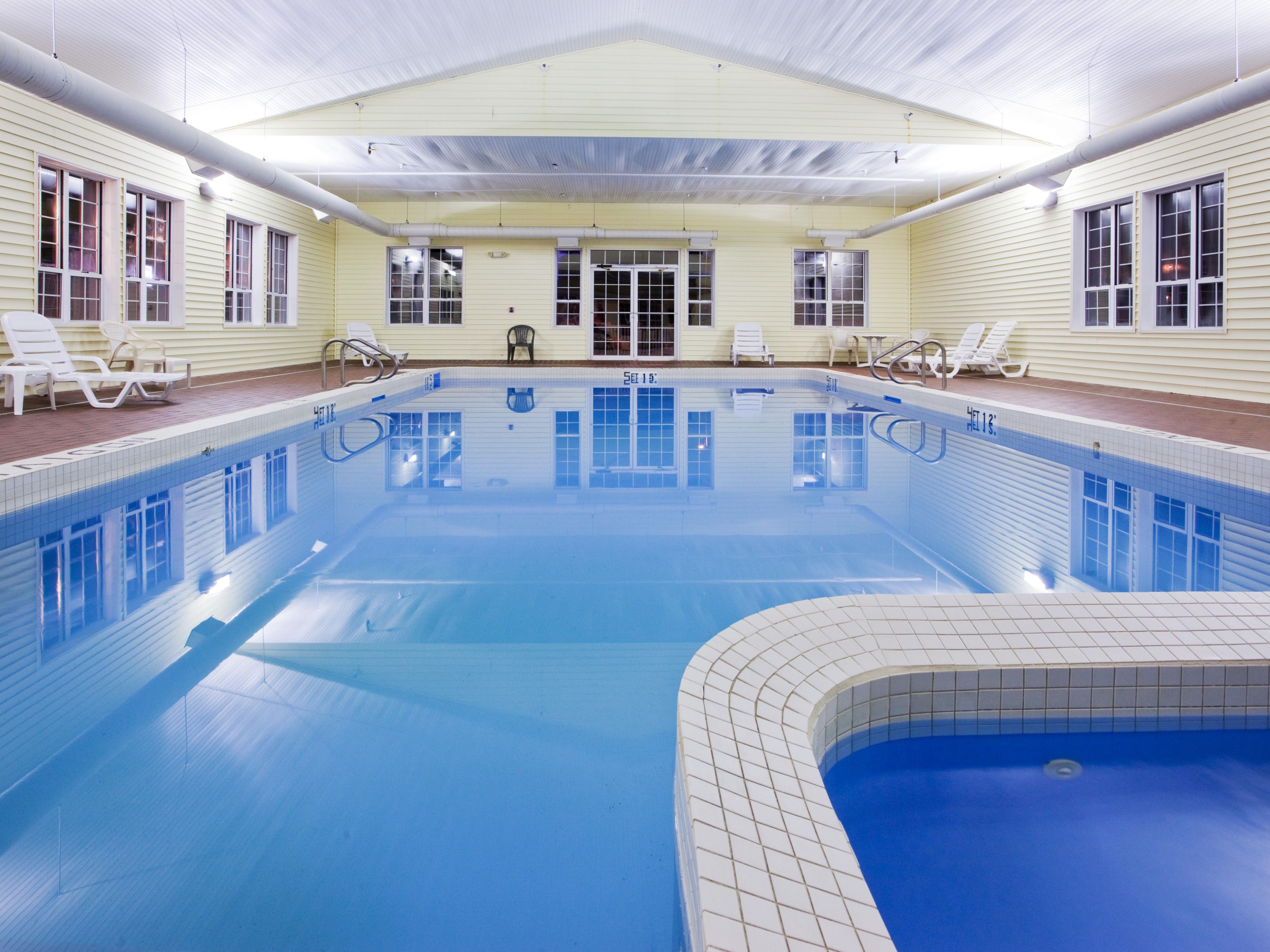 Swim laps, splash around with the family, lounge poolside, or unwind with a soothing soak. No matter which you prefer, our heated indoor pool and whirlpool are open 24 hours a day, providing the perfect place for recreation and relaxation. Relax, refresh, and recharge daily.  