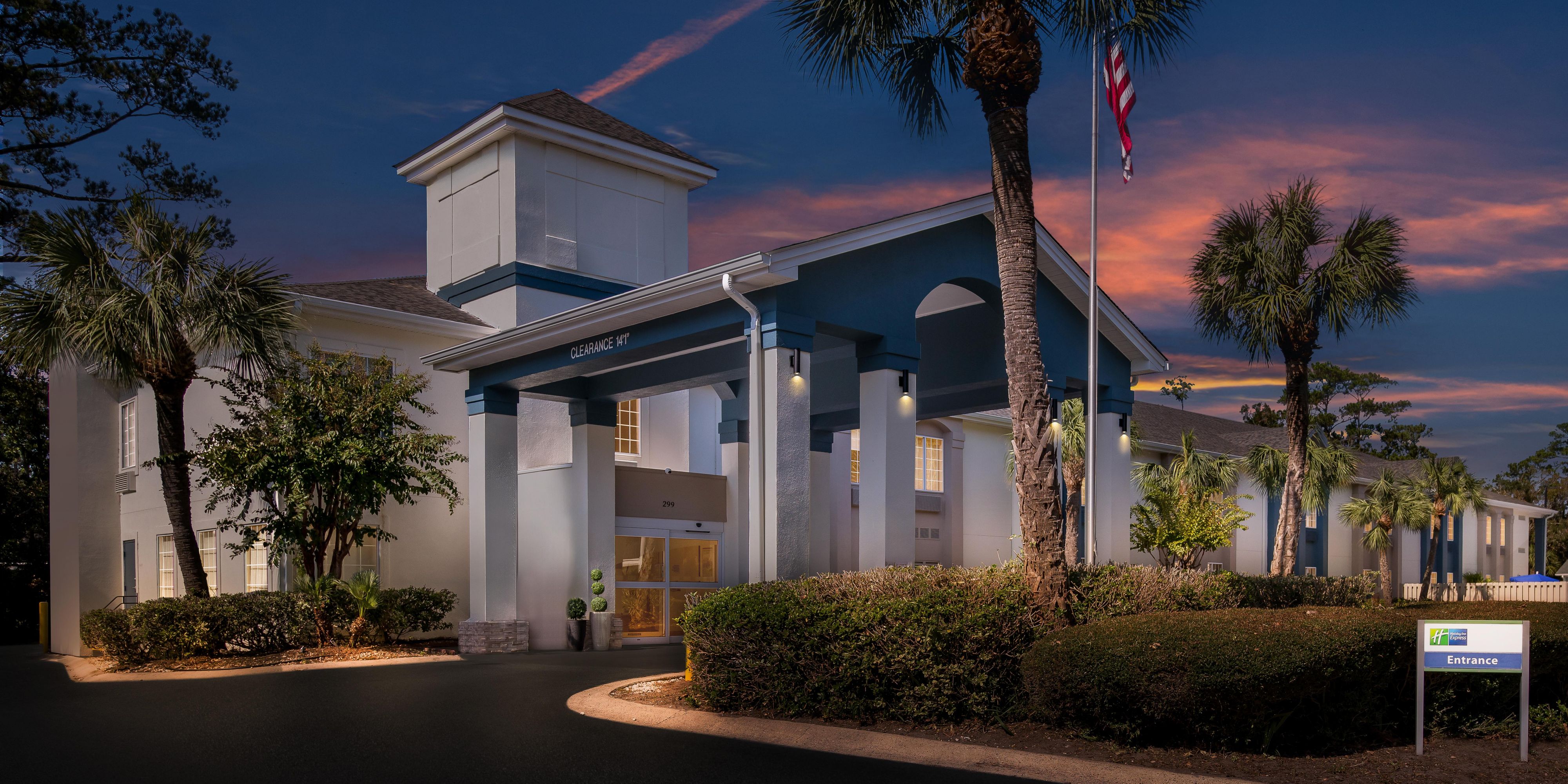 Holiday Inn Express Saint Simons Island