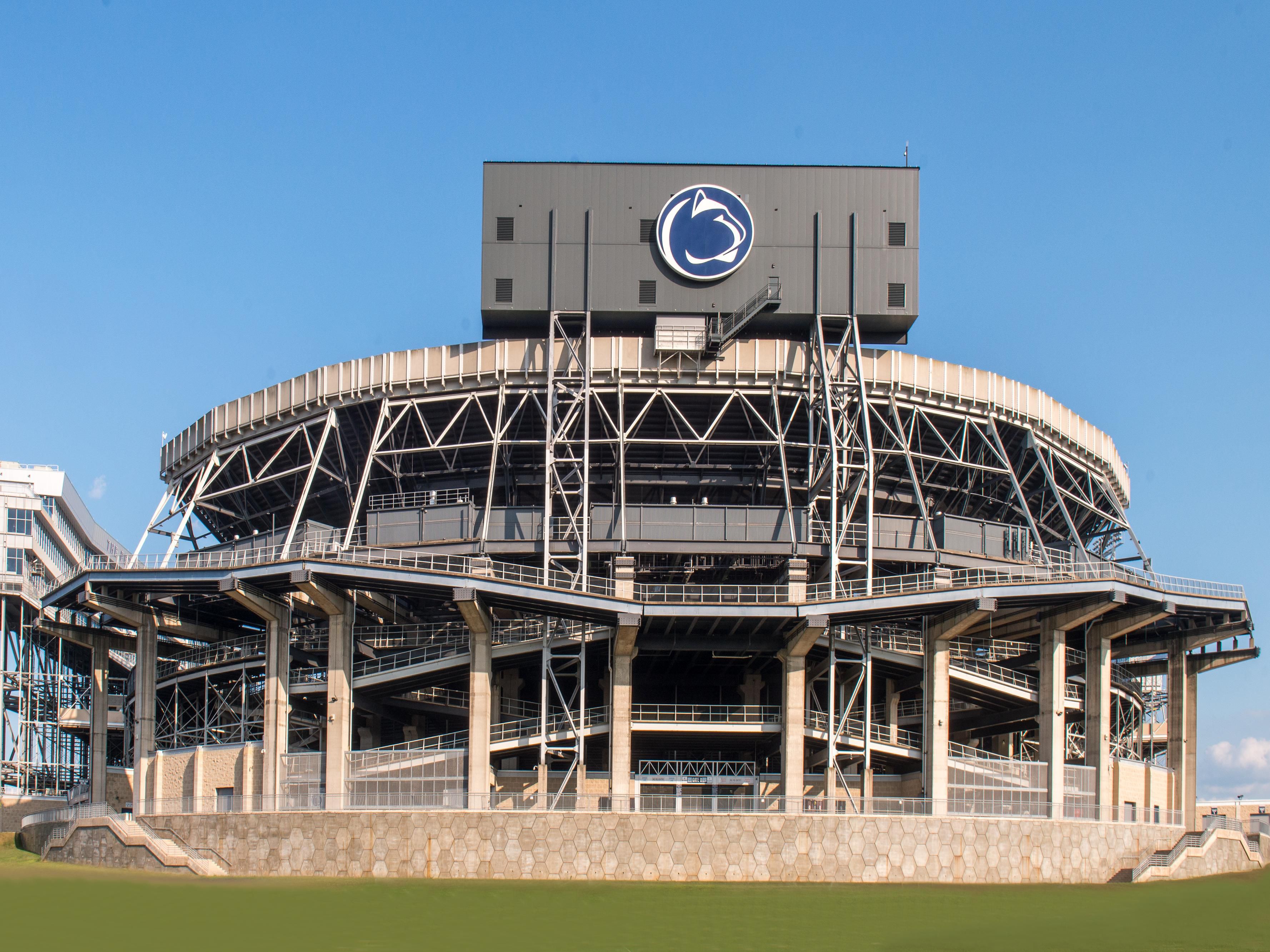 Cheer on your favorite team at the Bryce Jordan Center, or experience the excitement at Beaver Stadium, the second-largest stadium in the United States and home to the Penn State Nittany Lions.  From Penn State Wrestling to high school tournaments, Central Pennsylvania is the center of it all when it comes to sports.