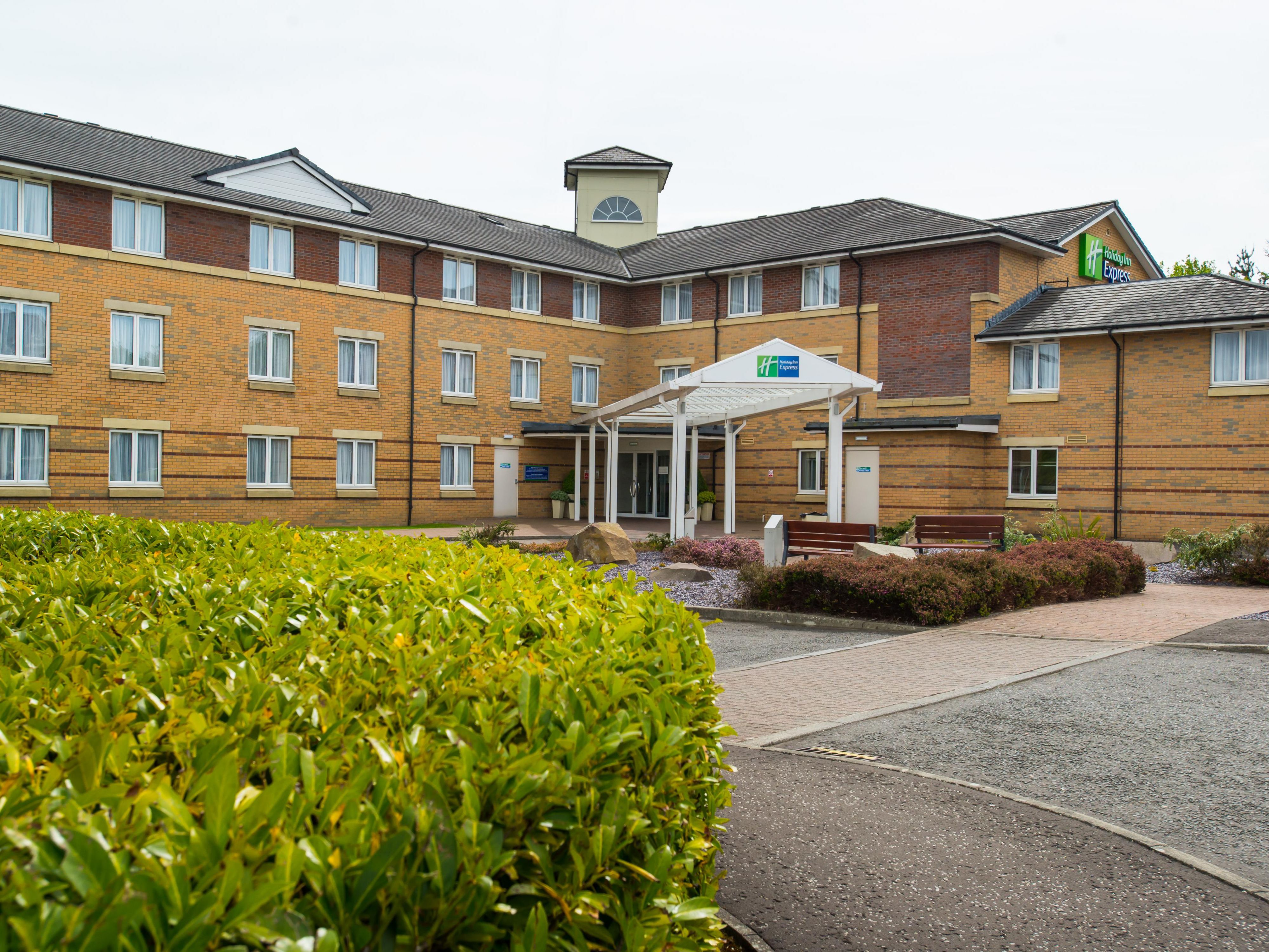 Welcome to Holiday Inn Express Stirling