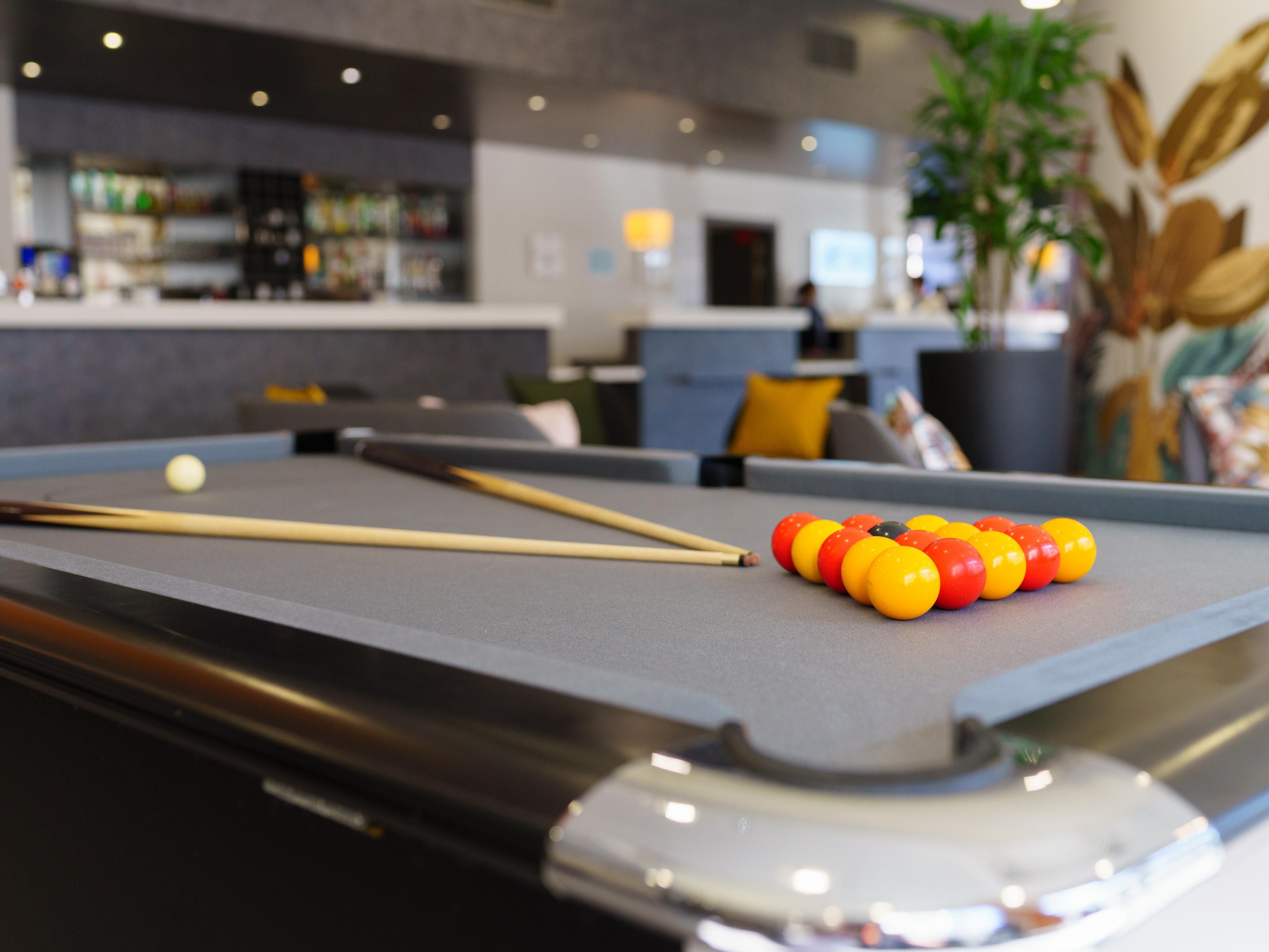 With your family or friends, we are delighted to offer you a dedicated space to drink a glass of Alsatian wine and play pool during the evening!