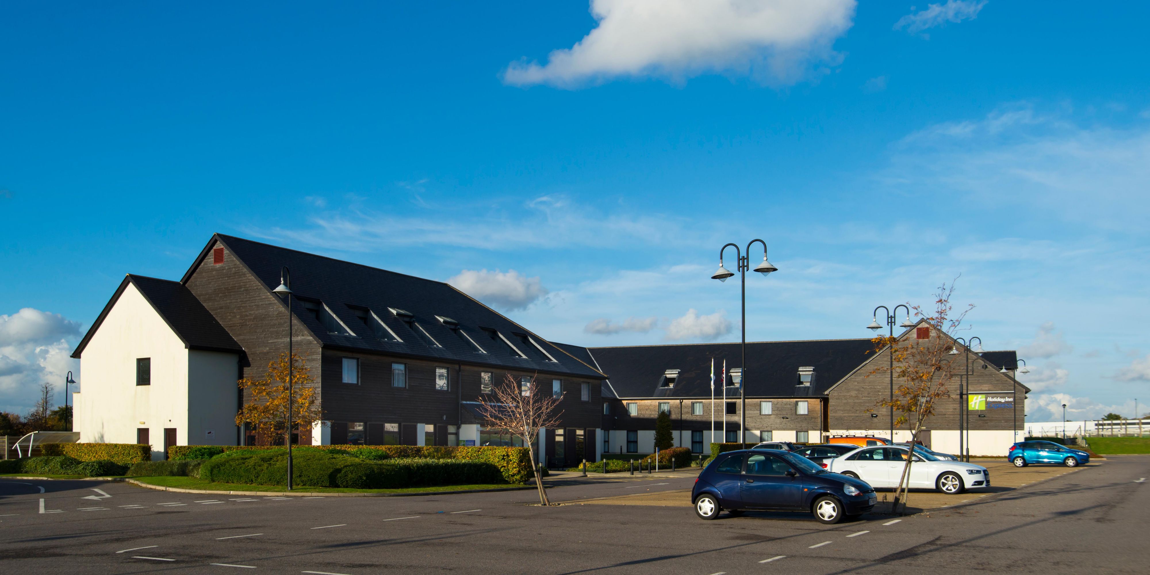 Holiday Inn Express London - Epsom Downs