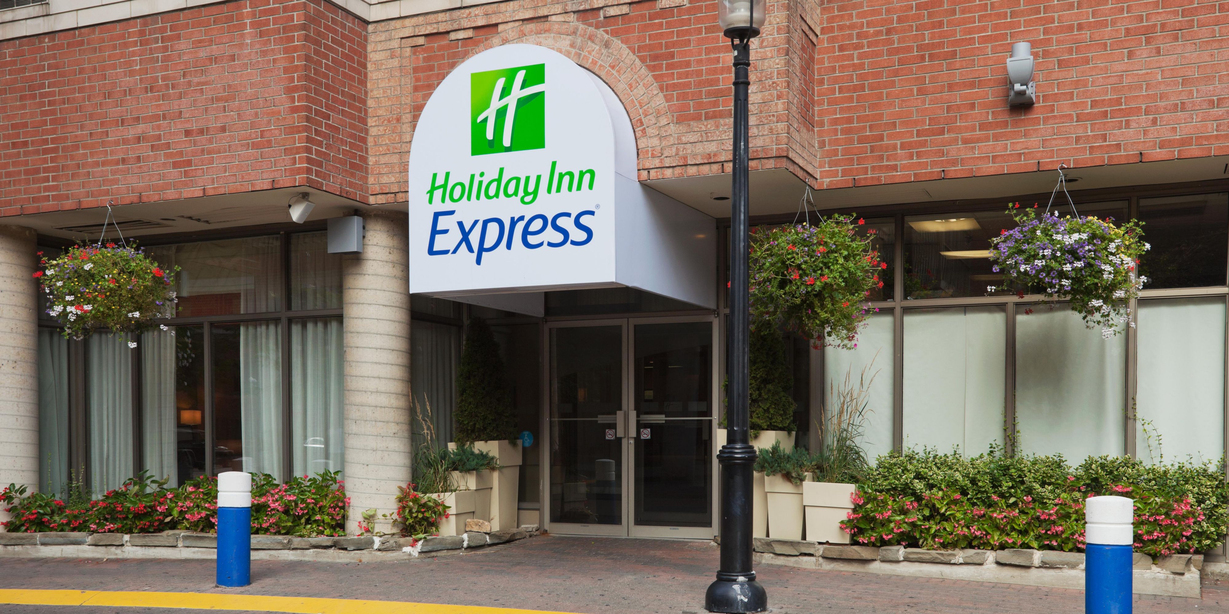 Holiday Inn Express Toronto Downtown