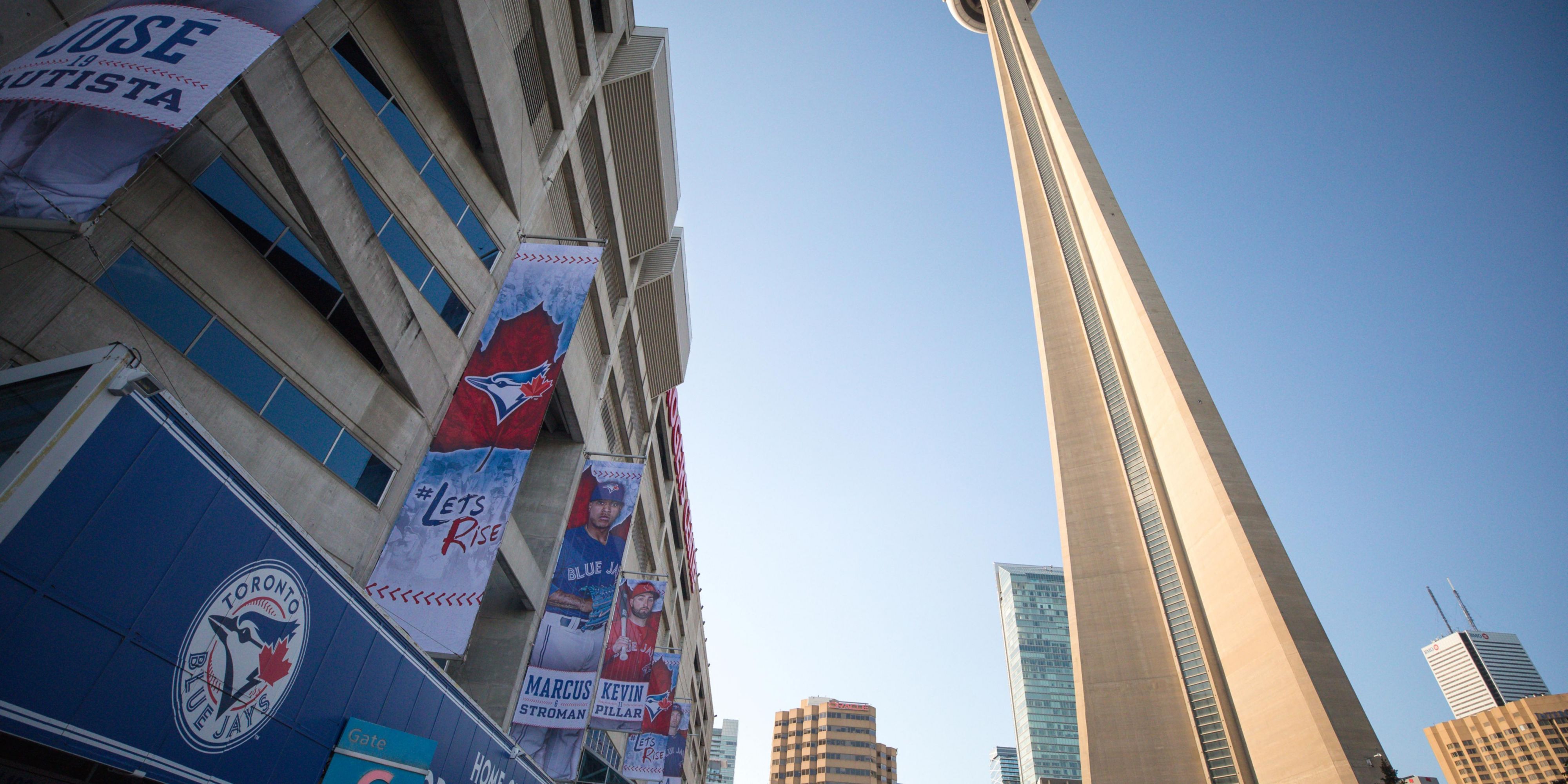 If you're a baseball fan looking for a hotel that's close to the action, look no further than our hotel located just a short walk away from Rogers Center in Toronto. Our convenient location puts you right in the heart of the action, so you can easily catch a game or explore the vibrant city around you. 