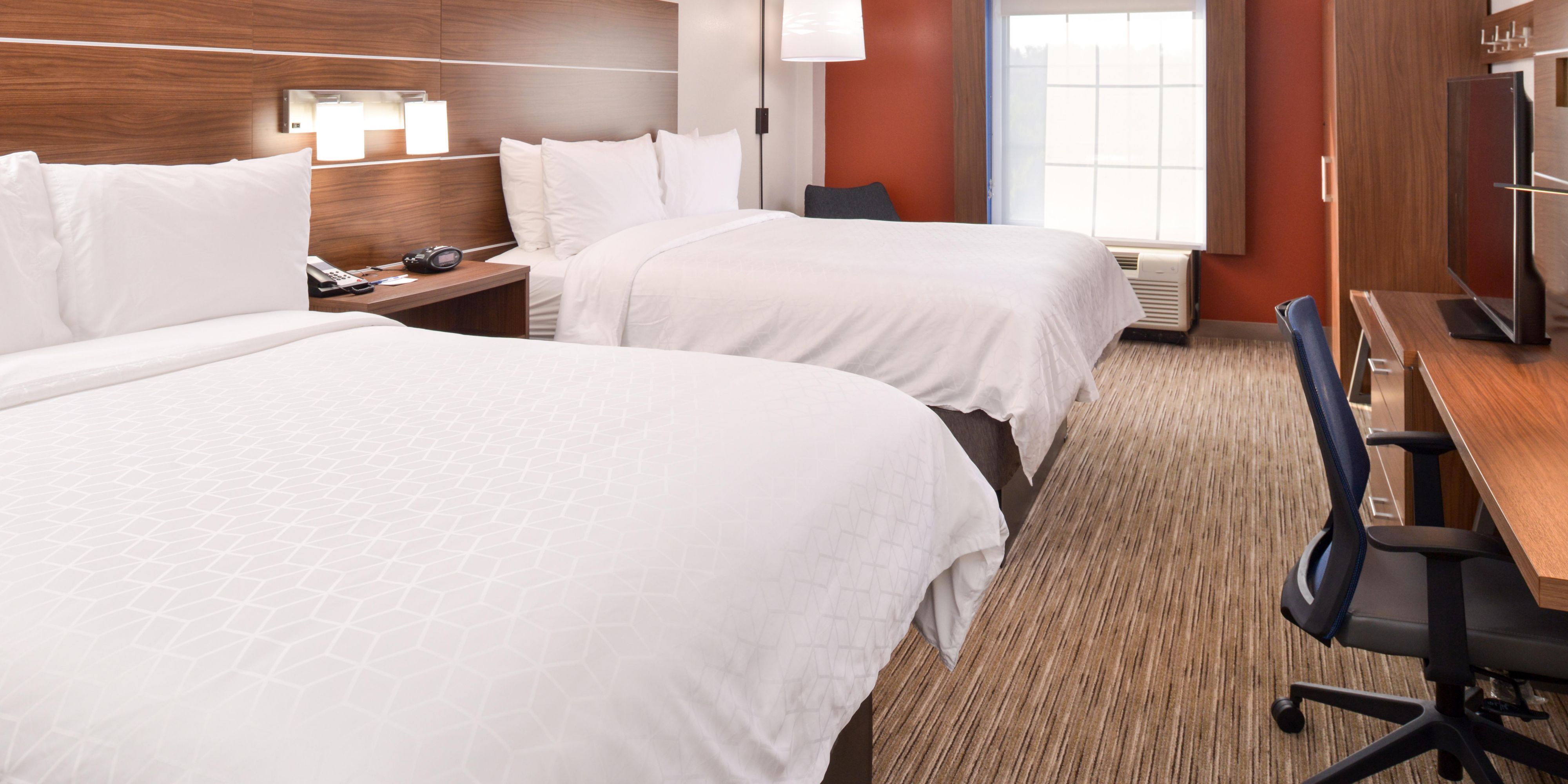 Whether you need a break from city life or a quick vacation with the kids, staycation with us this summer. Breakfast is free and our brand new suites offer ample room for you and your family to spread out and relax. 