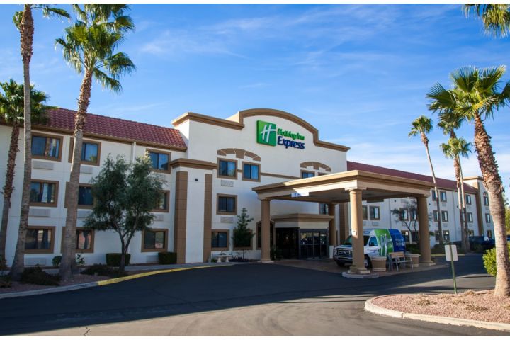 Holiday Inn Express Tucson-Airport