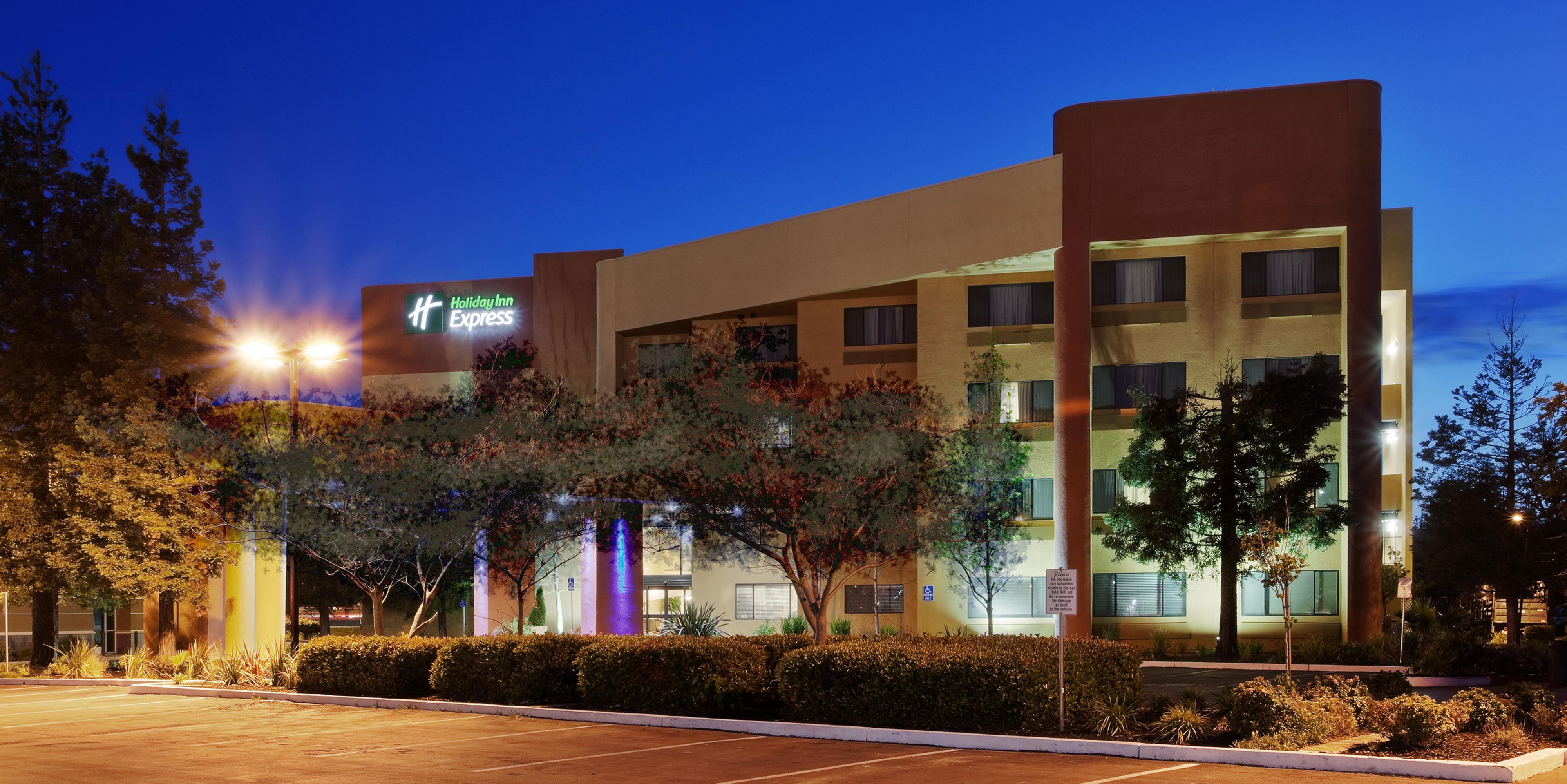 Save time and money to plan your visit in the East Bay.  Highly visible and easily accessible from Interstate 880, the Alvarado-Niles exit is within minutes to our front door.