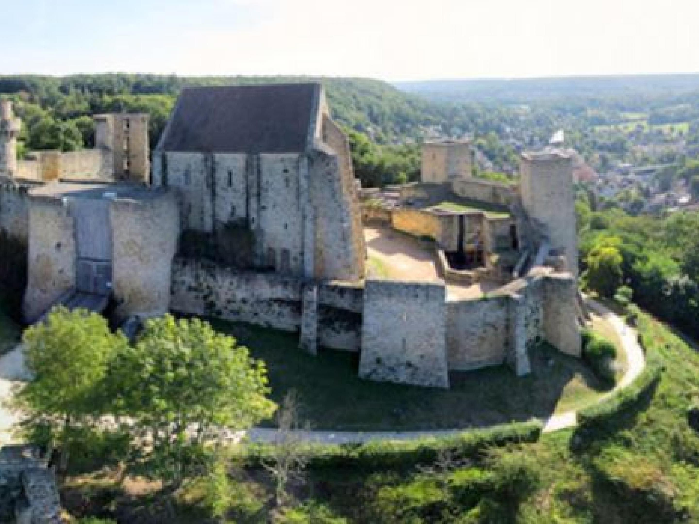 Walk the French Countryside ; Chevreuse Valley 