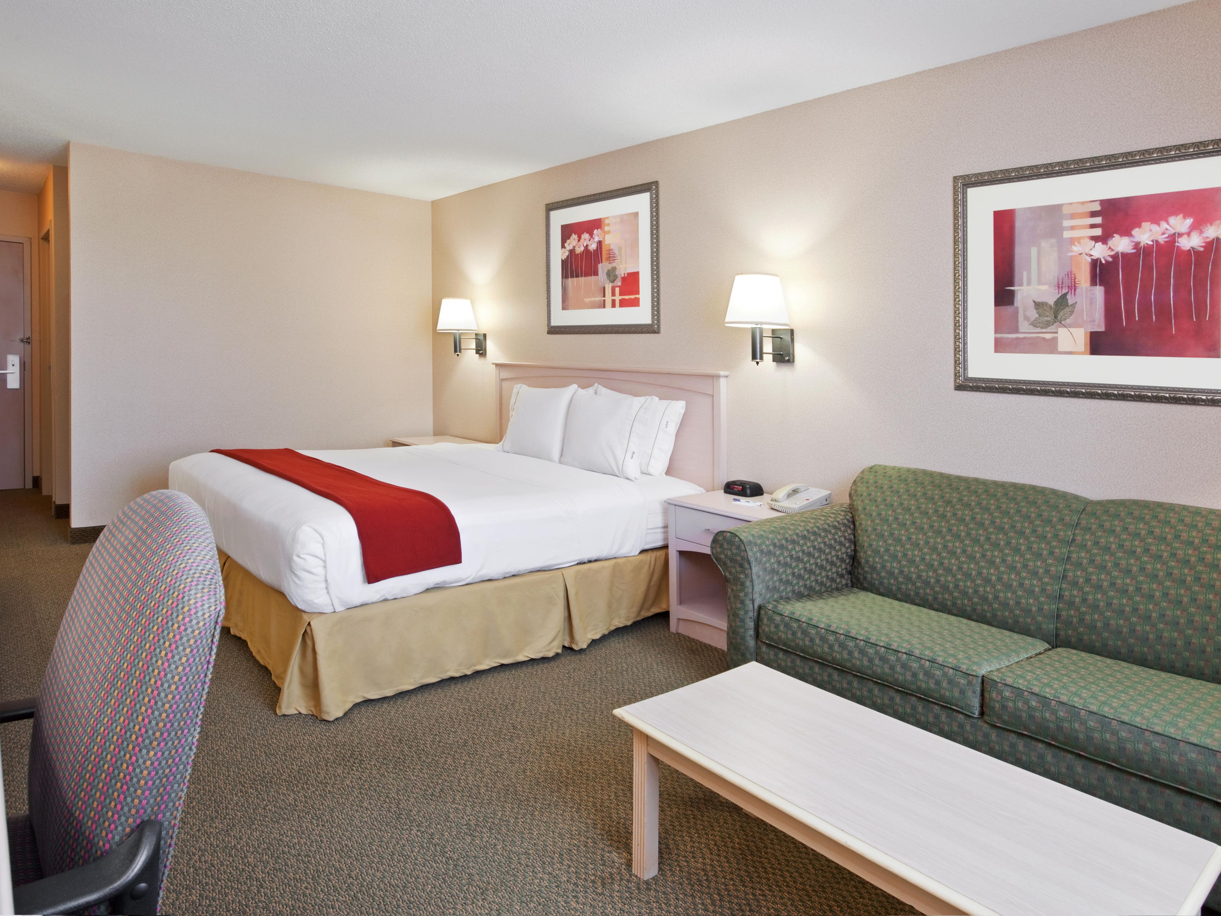 Hotels in Vermillion, Ohio near Lorain Holiday Inn Express Cleveland