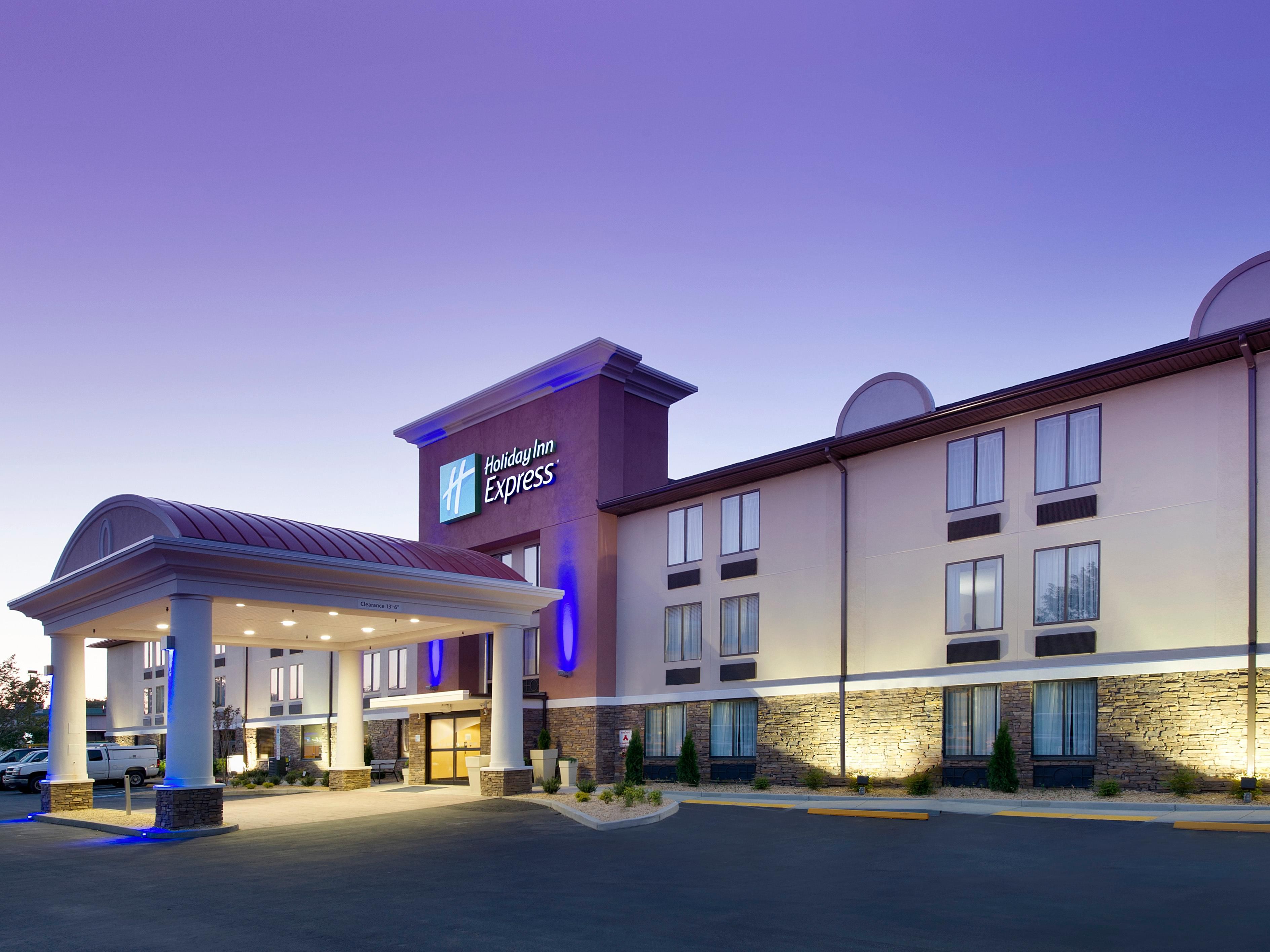 Hotels in waldorf md