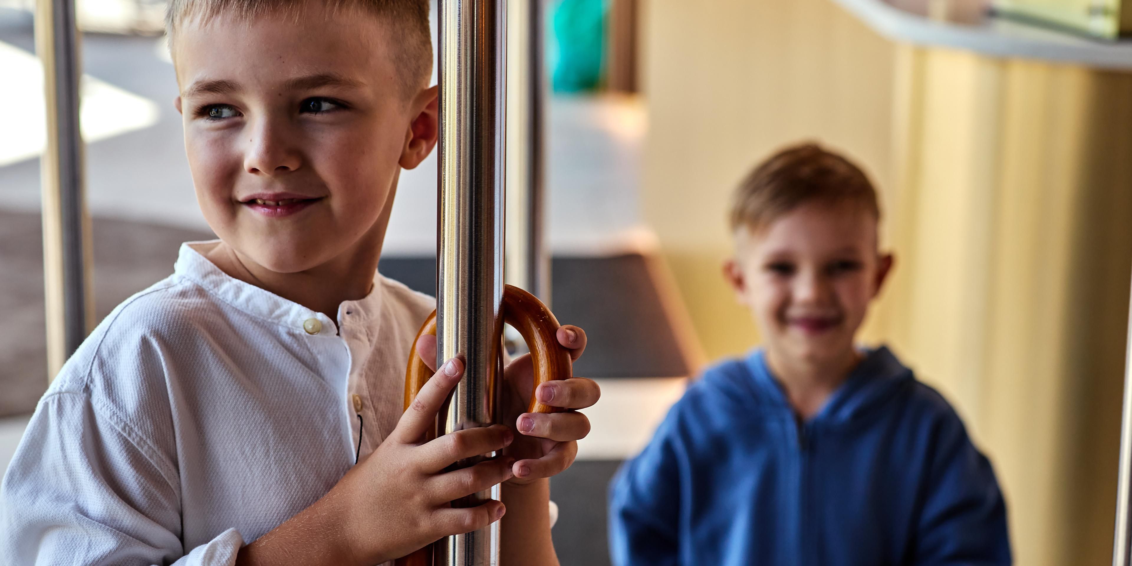 On selected days from 8 a.m. to 9 p.m., we set up a playroom for children aged 3 to 13.
Please check the availability of the kids club with our Reception Team. The children will have a chance to spend some fun time, enjoying a multicolor ball pool, play kitchen, drawing books, Xbox Kinect and PlayStation. Regulations apply.