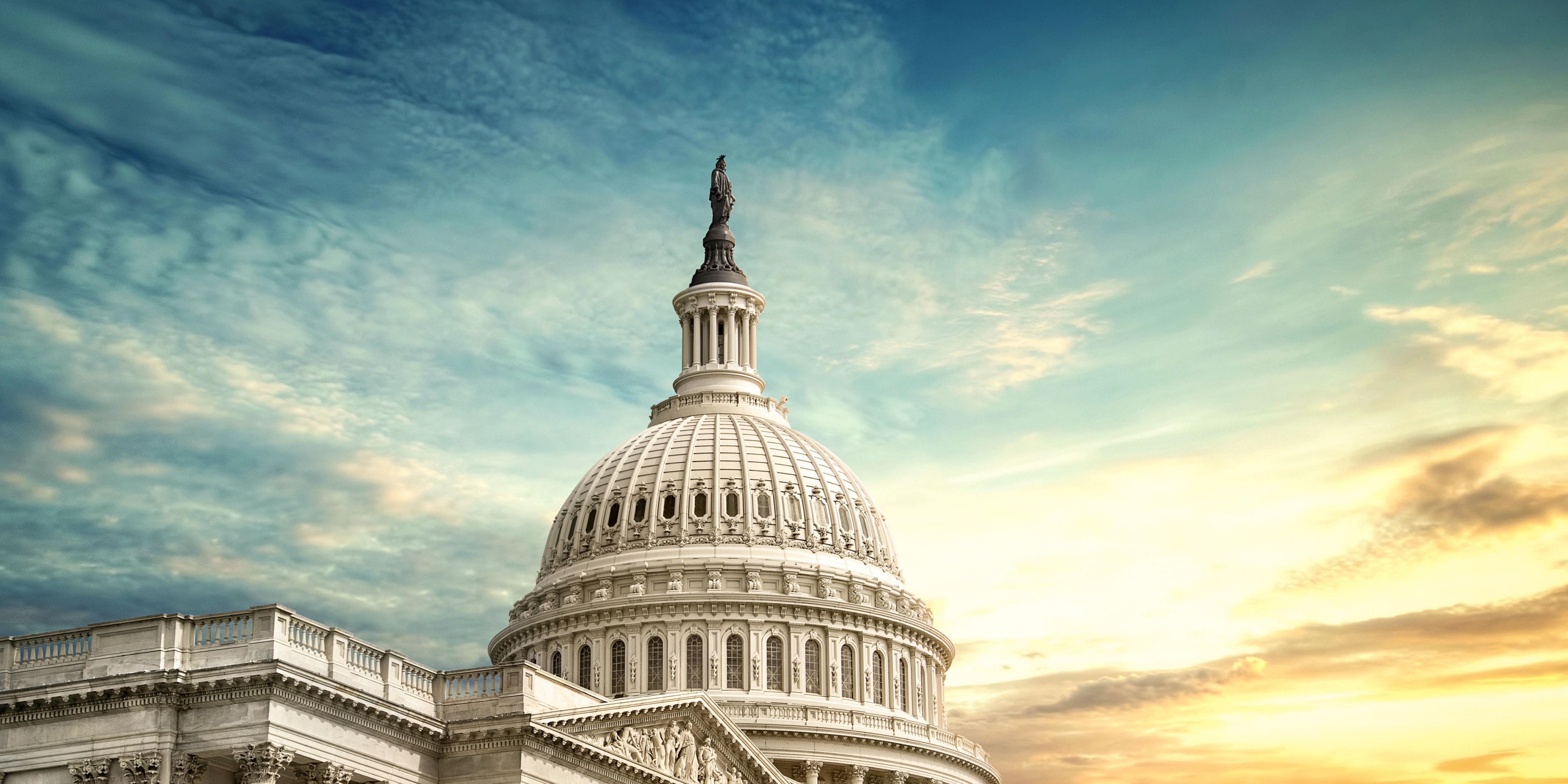 Our hotel is located within walking distance to Washington, DC's historic landmarks and attractions including the National Mall, White House, US Capitol Building, Washington Monument, Smithsonian Museums and so much more! Located less than one mile from Union Station, enjoy the convenience of easy transportation to/from DC by train. 