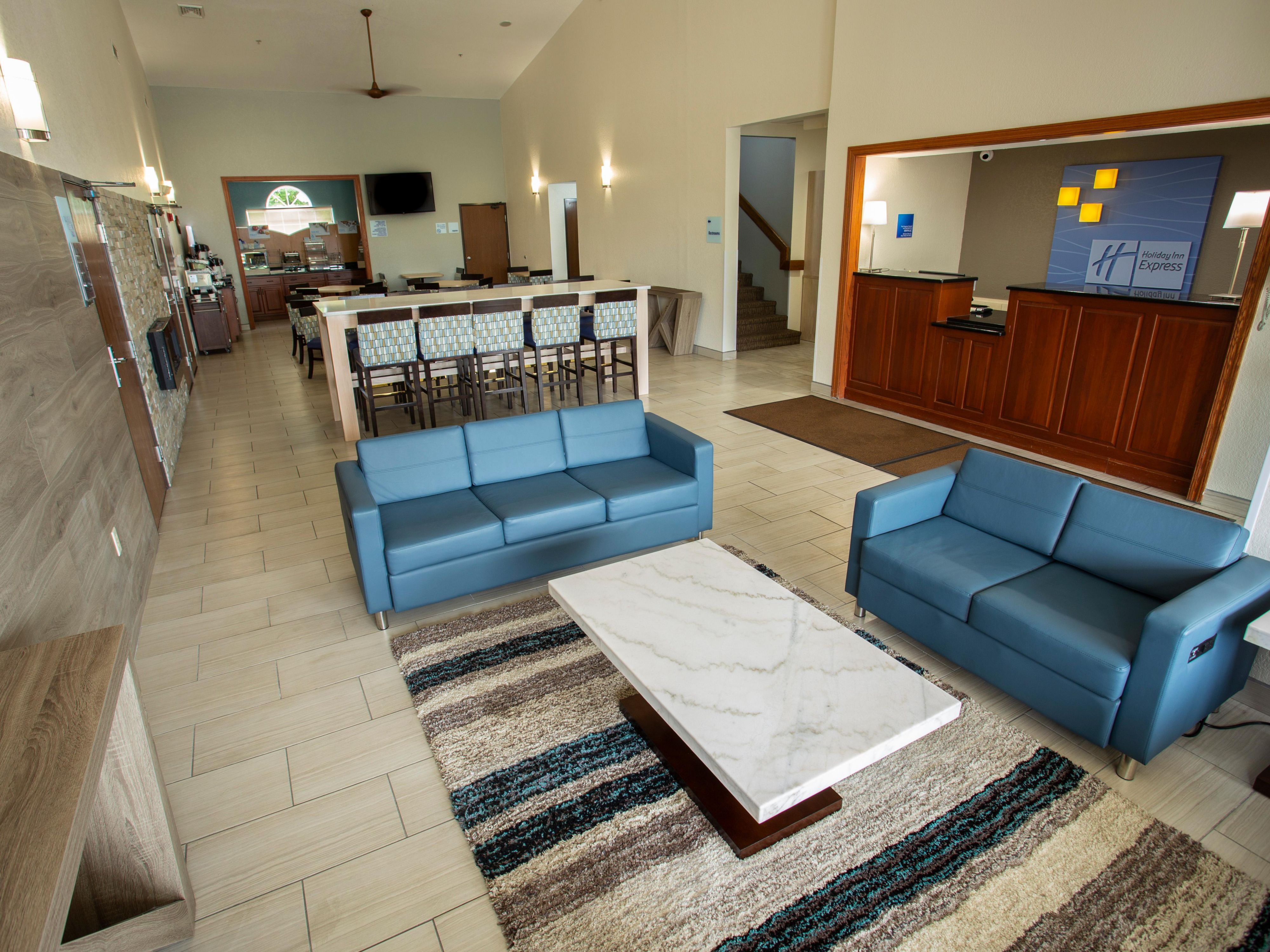 Watertown, WI Hotel | Holiday Inn Express Watertown