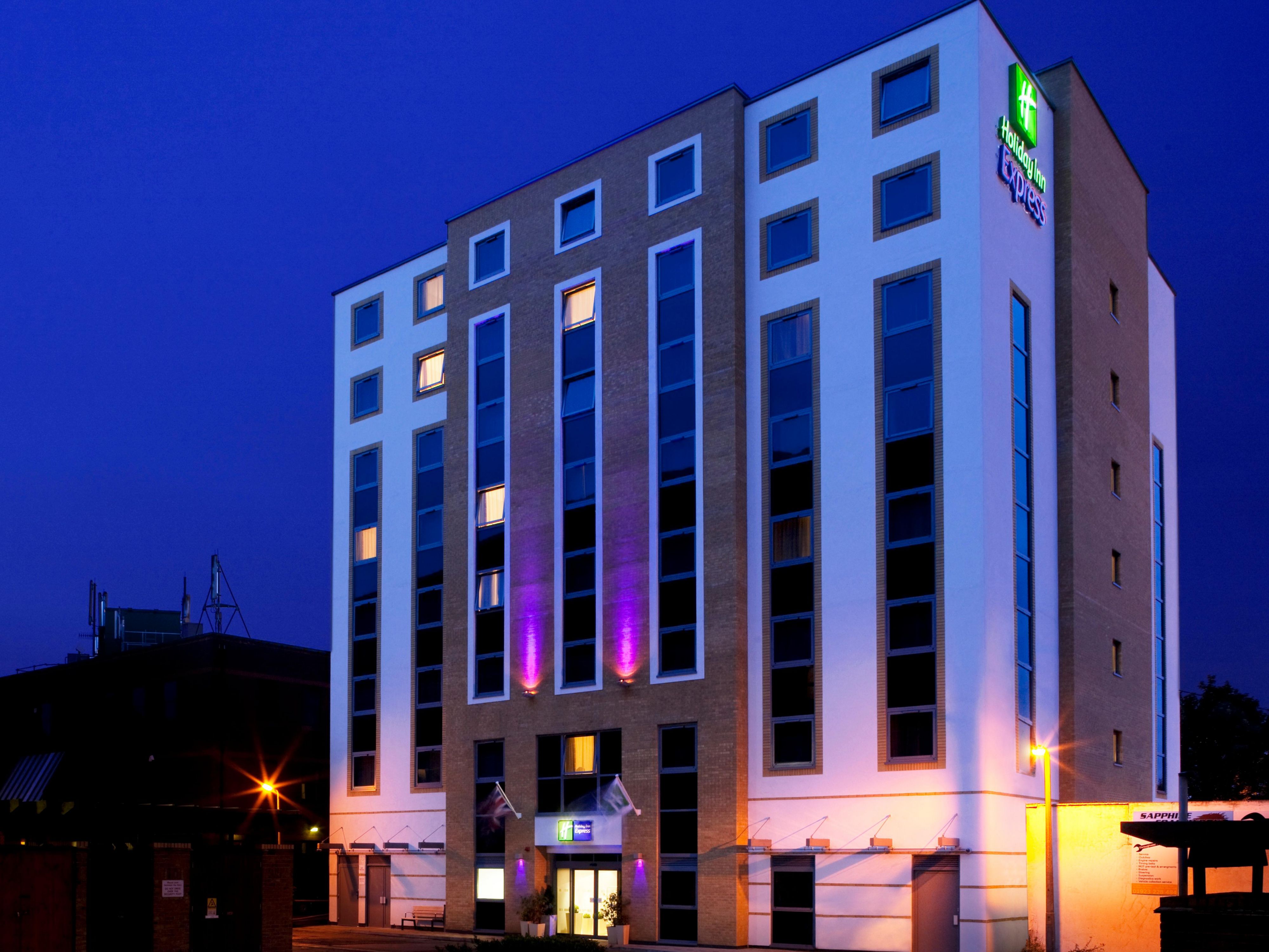 Holiday Inn Express Hotel London Watford Junction   Holiday Inn Express Watford 2531740941 4x3