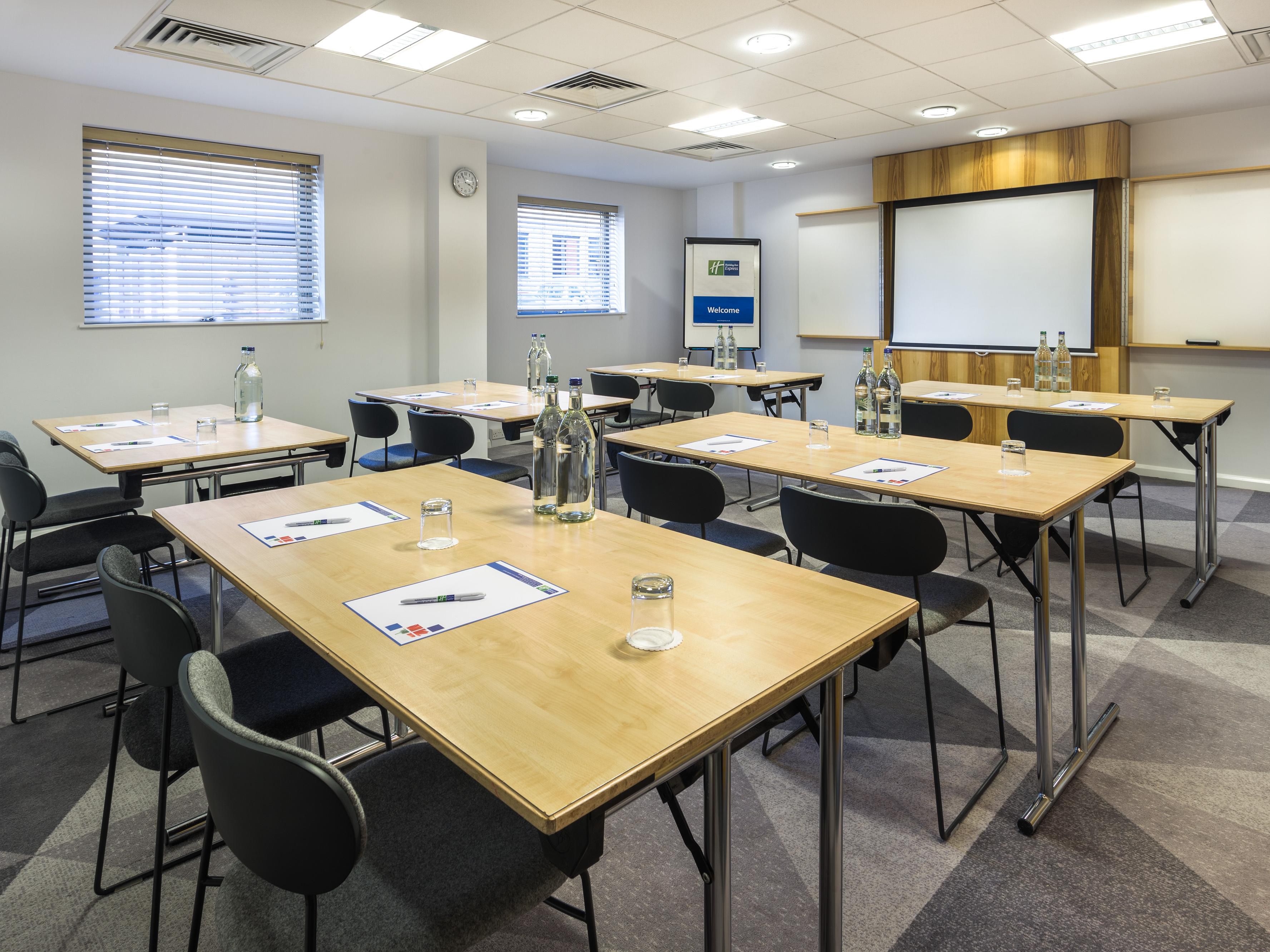 2 comfortable meeting rooms and a great range of in room facilities. Perfect for meetings, training sessions or presentations • With capacities of 20 to 30 people - perfect for the smaller meeting Day Delegate package includes: • Full Day Room Hire • Unlimited Tea and Coffee with biscuits and bottled water in the room • Sandwich buffet lunch