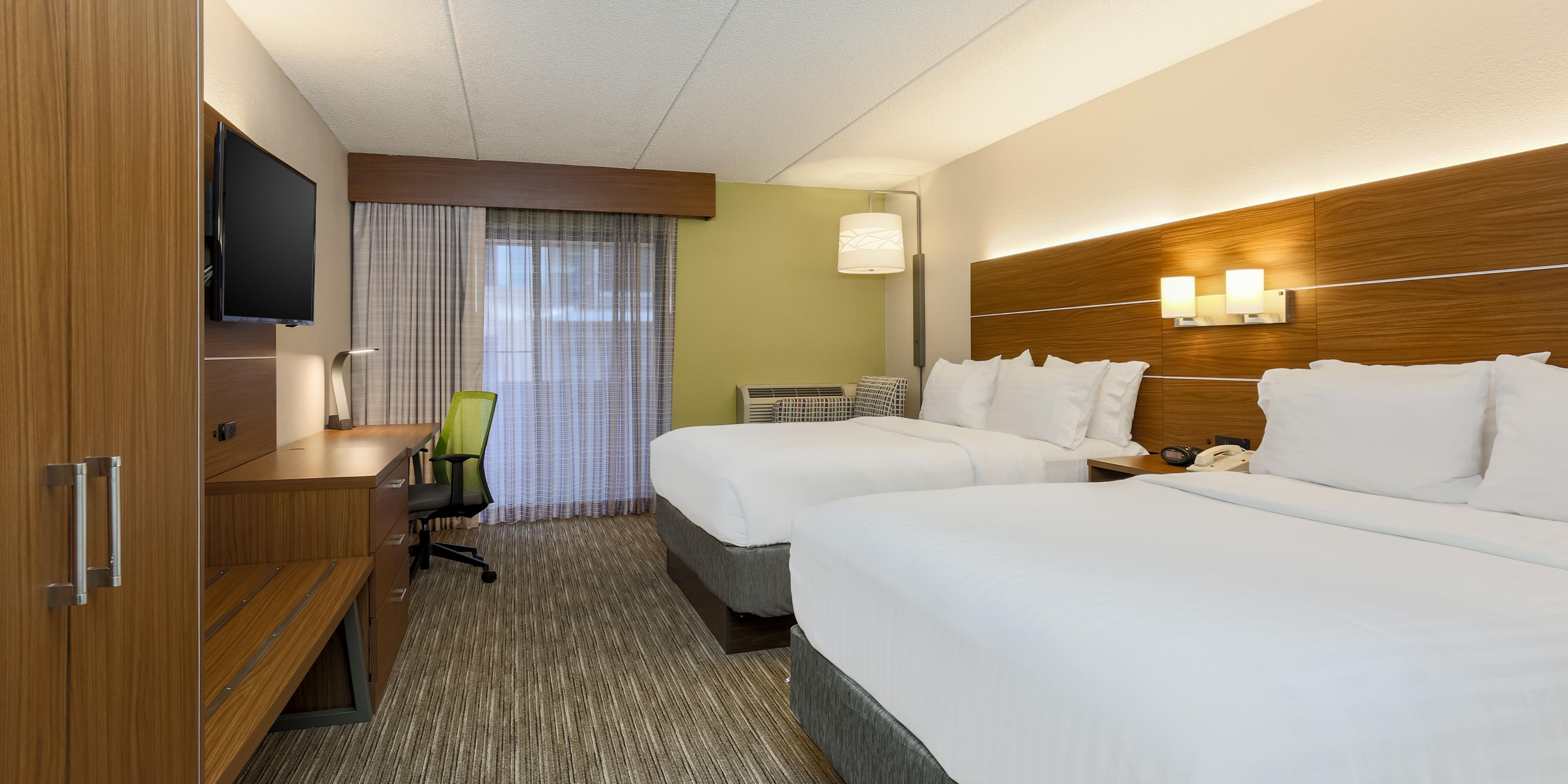 Colleges near us include Wisconsin Lutheran College, Mount Mary University, and Bryant & Stratton. Special negotiated room rates for students and families are available. Contact the hotel for information.