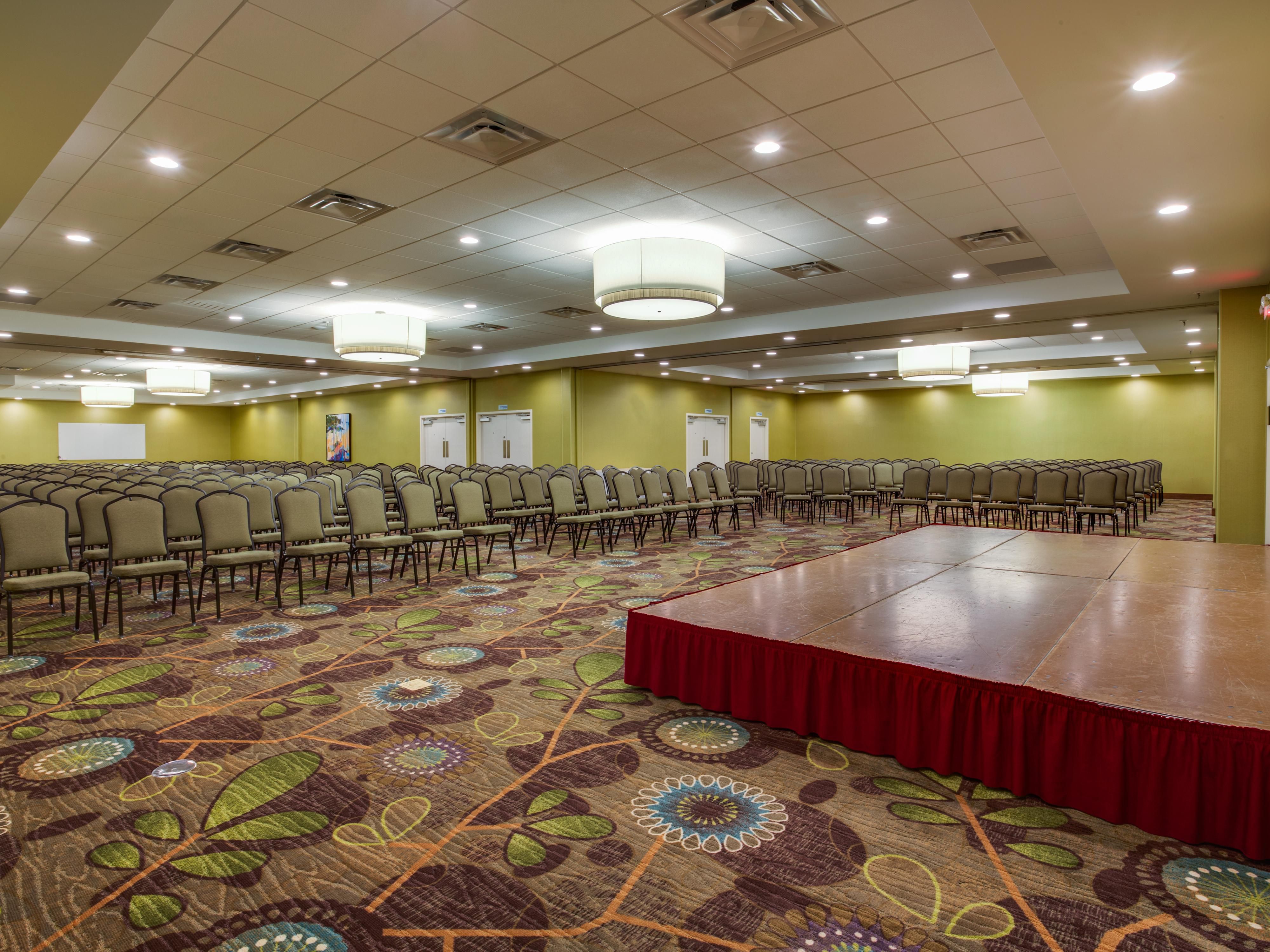 Offering up to 5,000 square feet meeting space, the Yadkin Valley Event Center is ideal for business retreats, conferences, trade shows, grand weddings, concerts, reunions, conventions and important events. Retractable wall partitions allow flexibility for events of all sizes.
