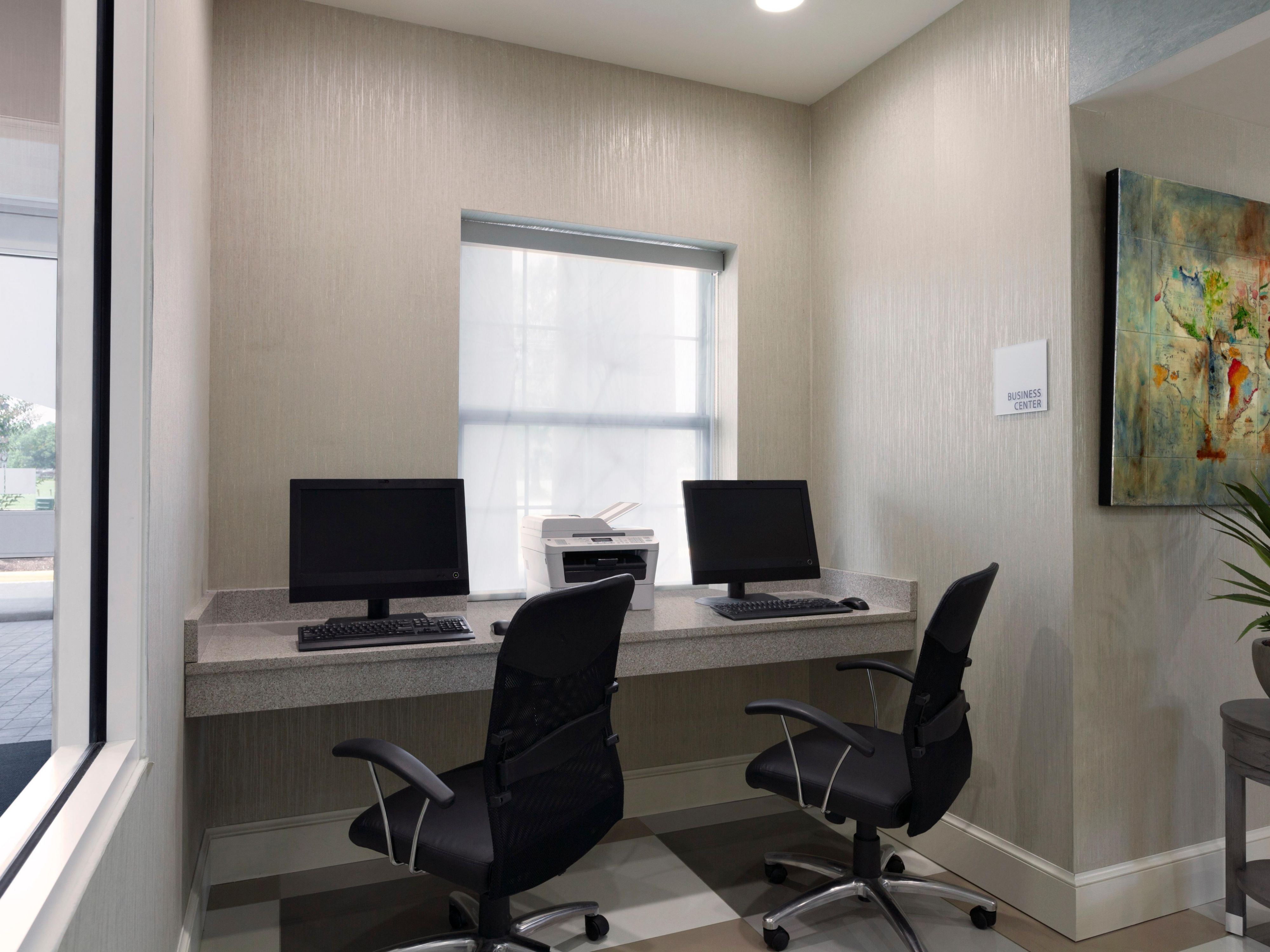 The Holiday Inn Express Williamsburg North lets Corporate Travelers “Express” Themselves!  With Executive & Suite Room Layouts, Complimentary Wi-Fi, Parking, & A Hot, Fresh Full Breakfast we're Your Corporate Headquarters to host your travel needs. Don't forget to call about our Corporate Discounts available at (757) 220-0062