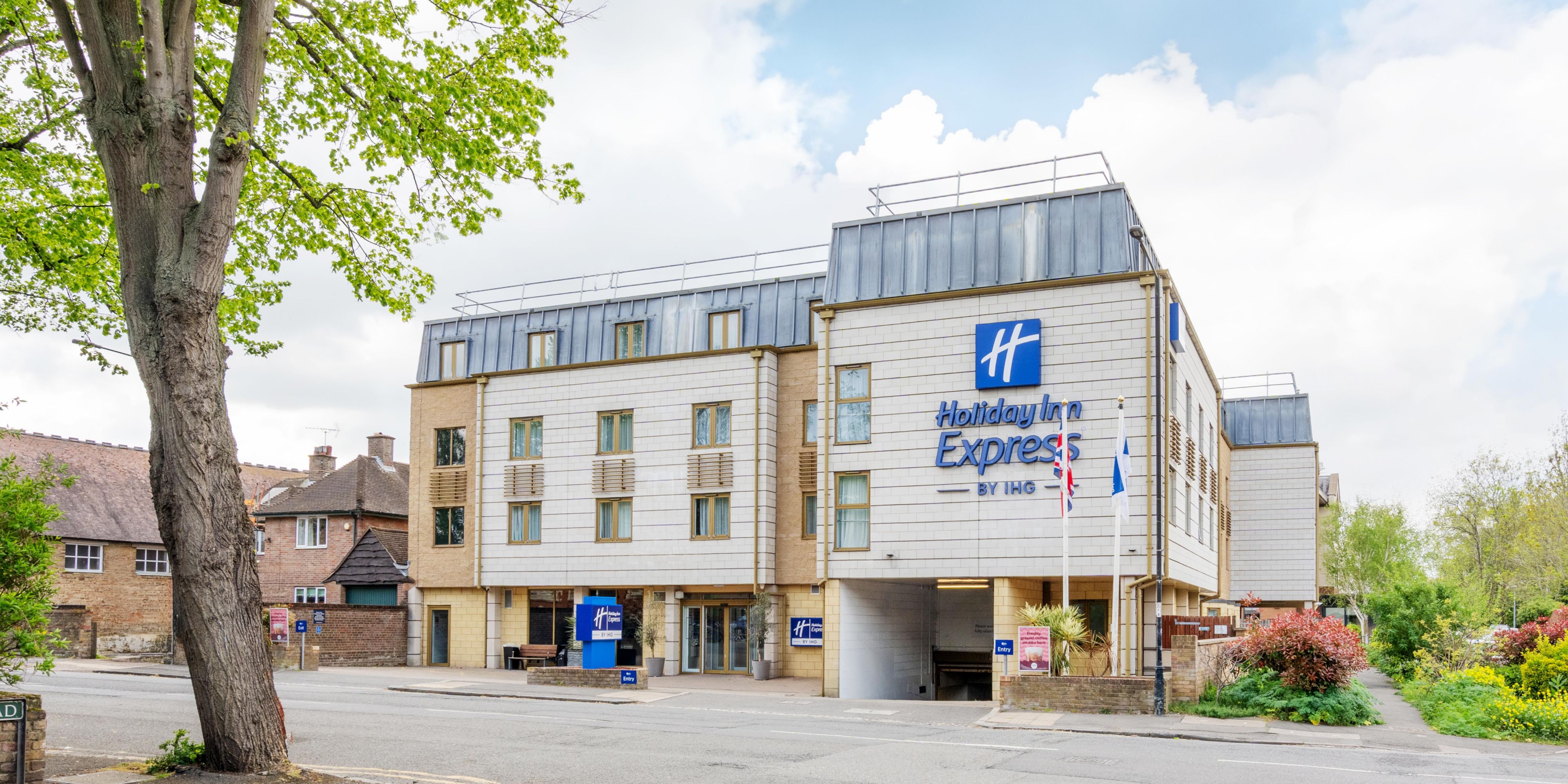 Holiday Inn Express-Windsor