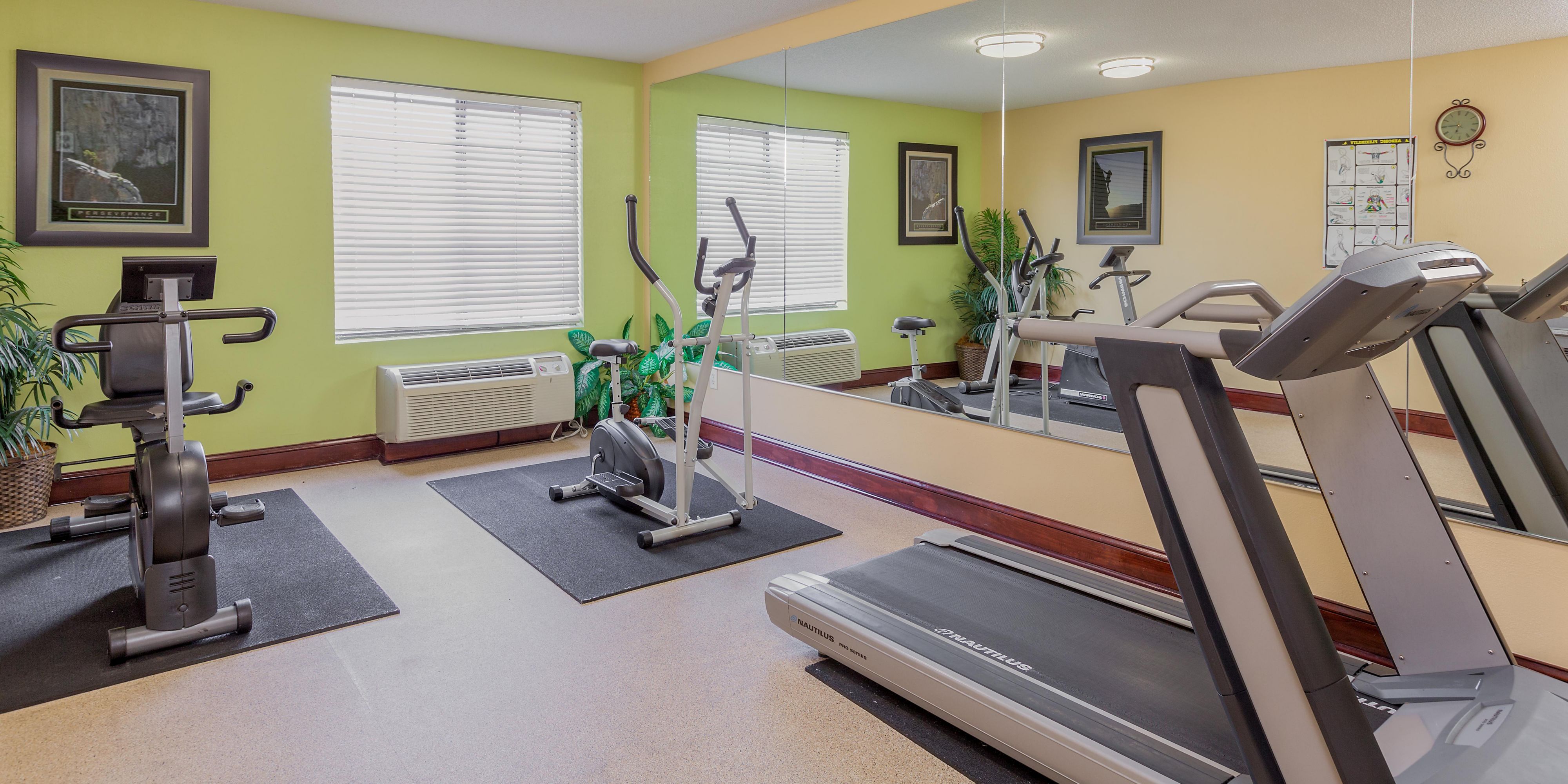 Workout whenever you want! Our fitness center is always open and lots of aerobic and cardio equipment to make it easy to stick to your exercise routine, no sweat!