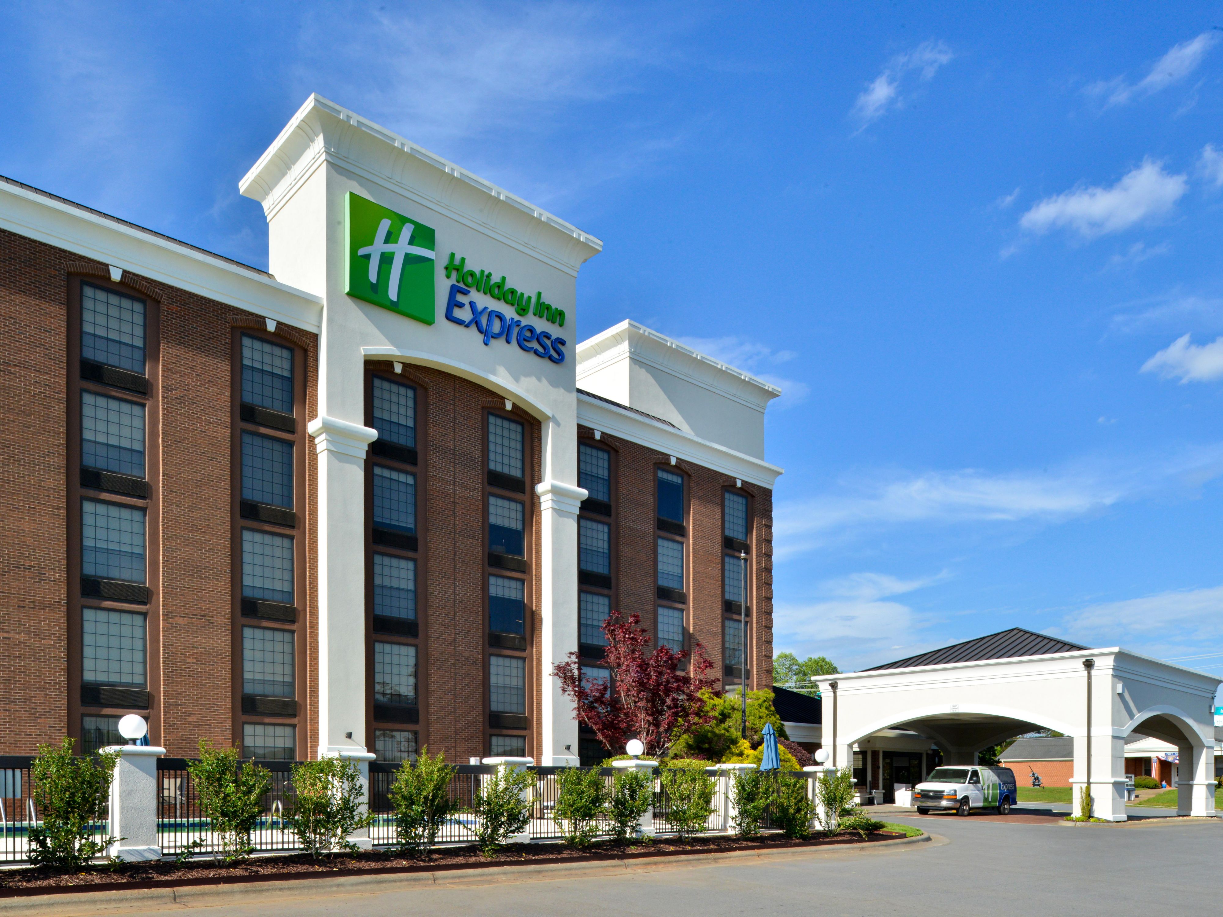 Comfort Suites Hanes Mall, Winston-Salem – Updated 2024 Prices