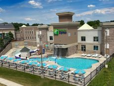 Holiday Inn Express Wisconsin Dells