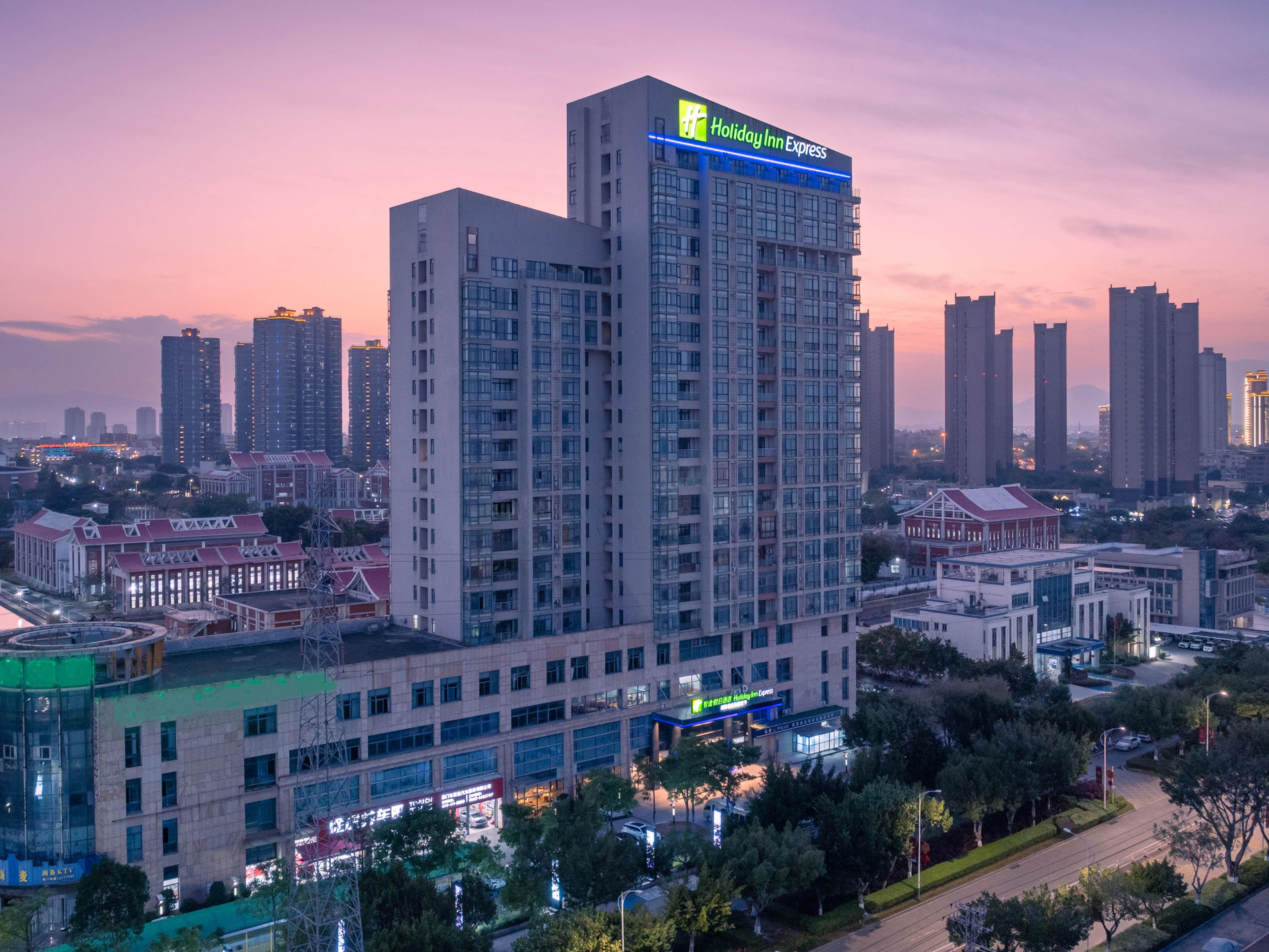 holiday-inn-express-xiamen-jimei-new-town-xiamen-mainland-china