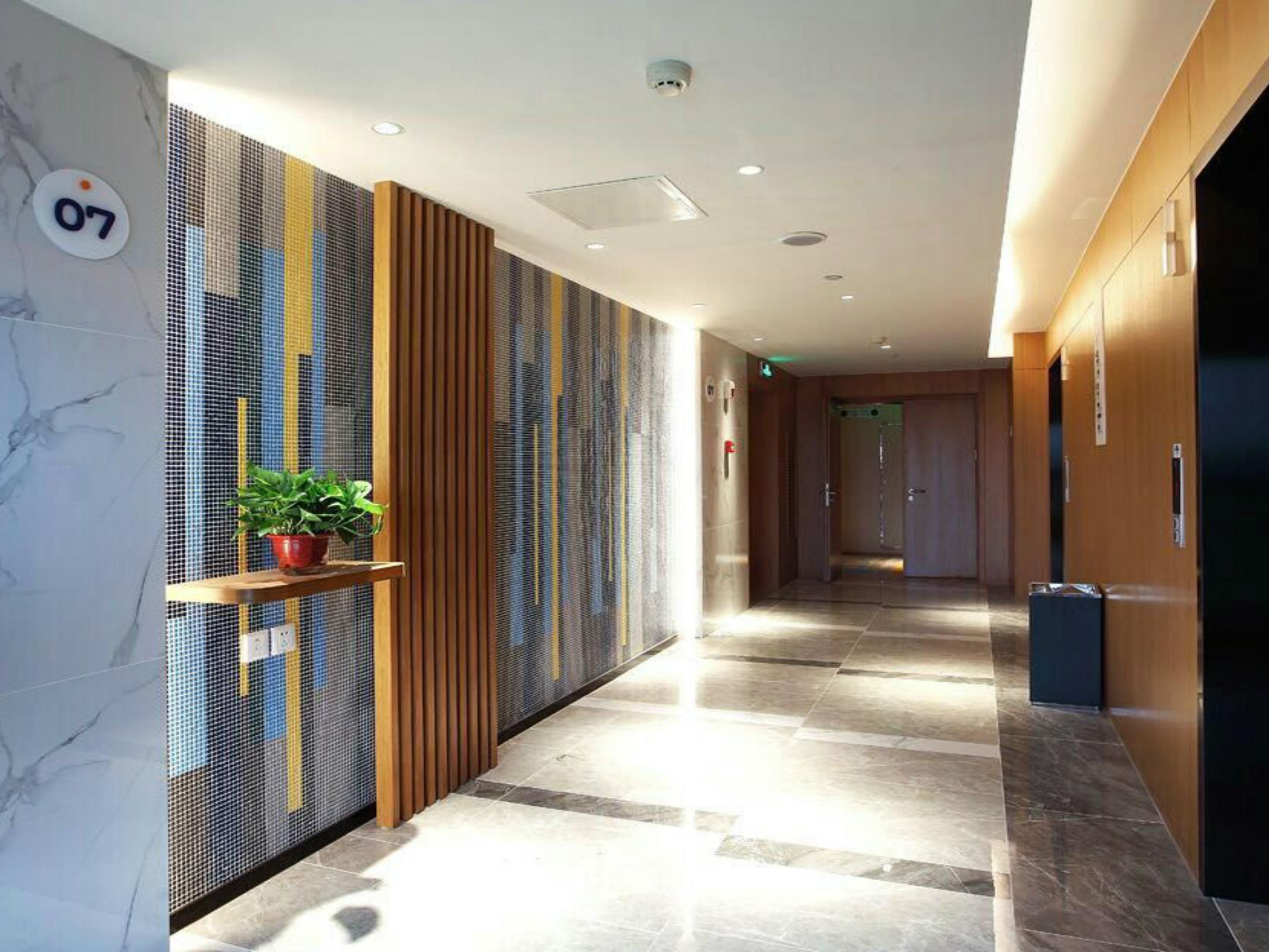 Elevator Lobby