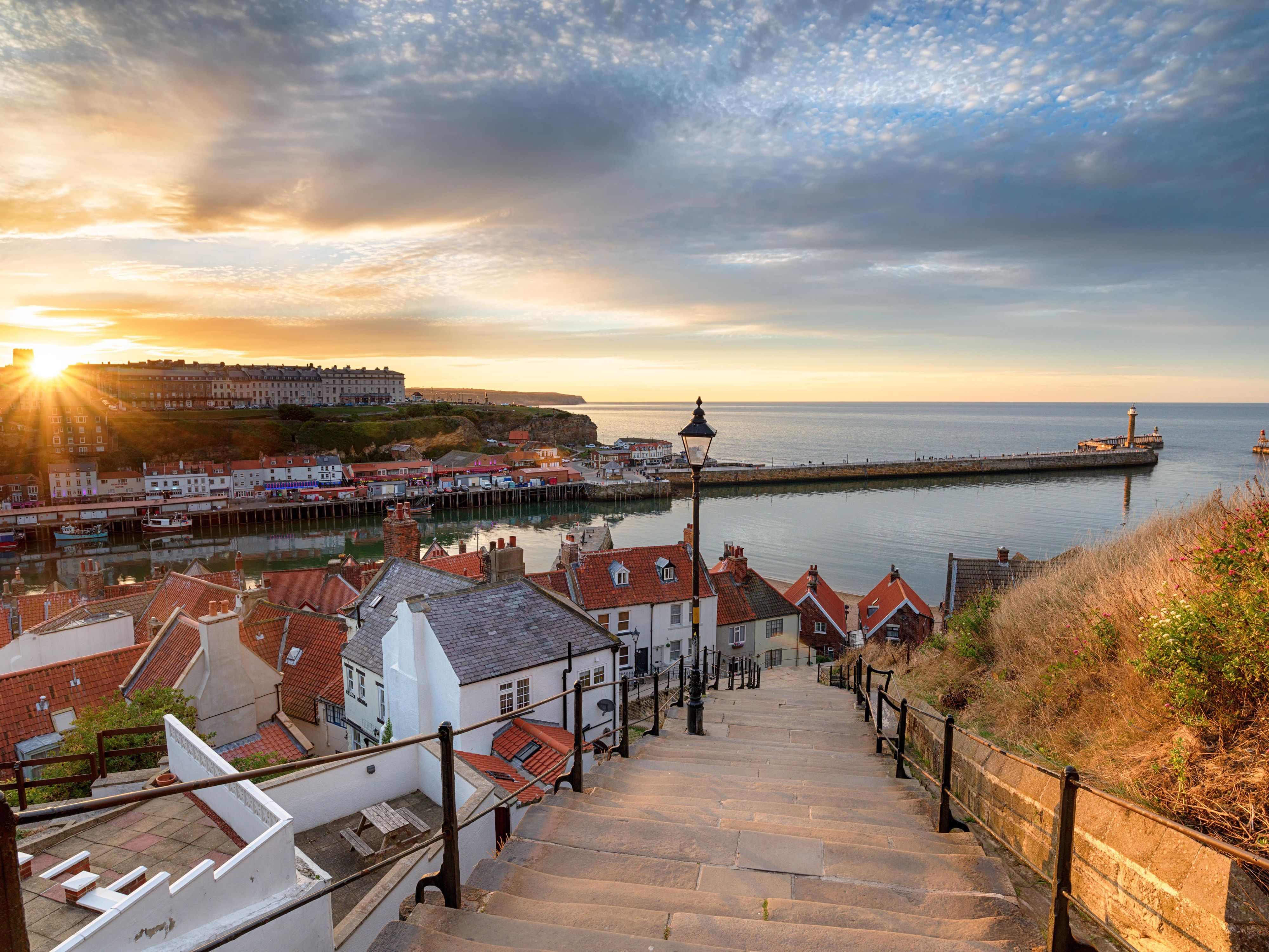 Our location on the outskirts of York City Centre provides plenty to see and do right from the hotel's doorstep. With its proximity to the historic city, as well as sitting just off the A64, allows you to explore more of North Yorkshire from charming market towns to magical moorlands, and the stunning Yorkshire Coast. Read our guide. 
