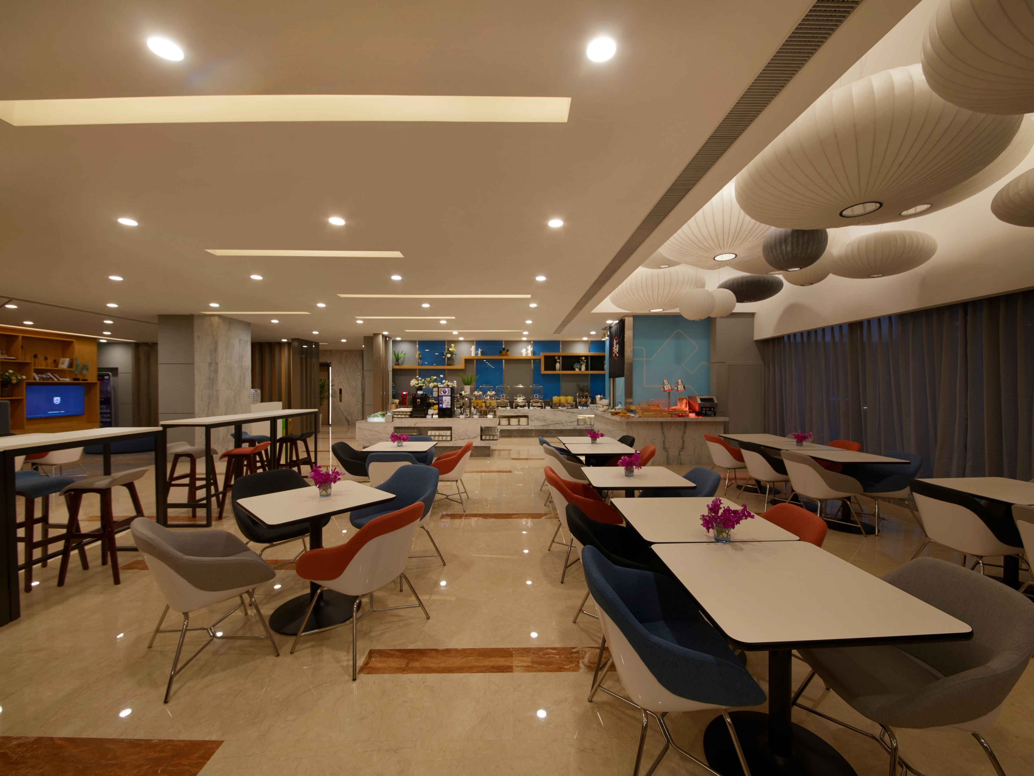 Holiday Inn Express Zhengzhou Zhengdong - Image2